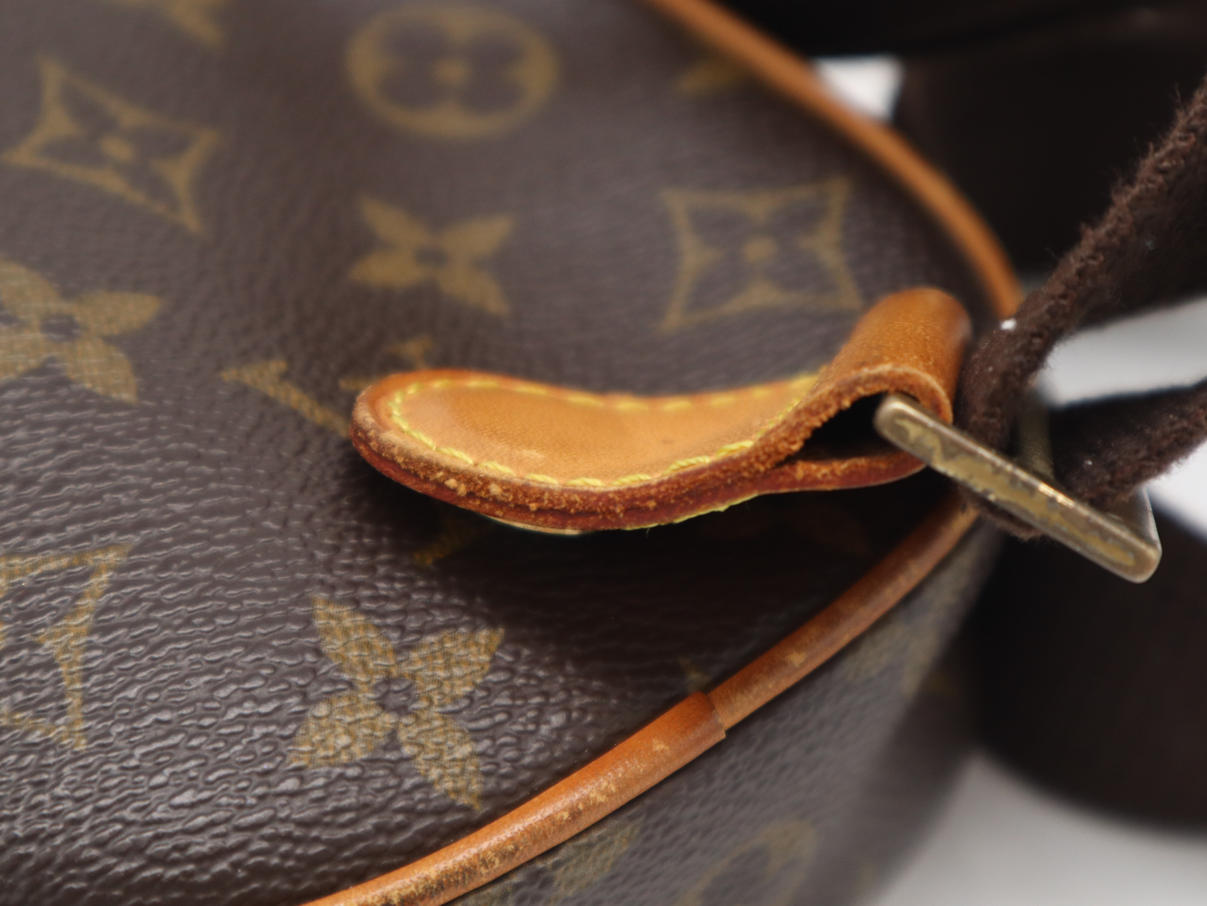M51870 Monogram Pochette Gange Shoulder Bag — view 7