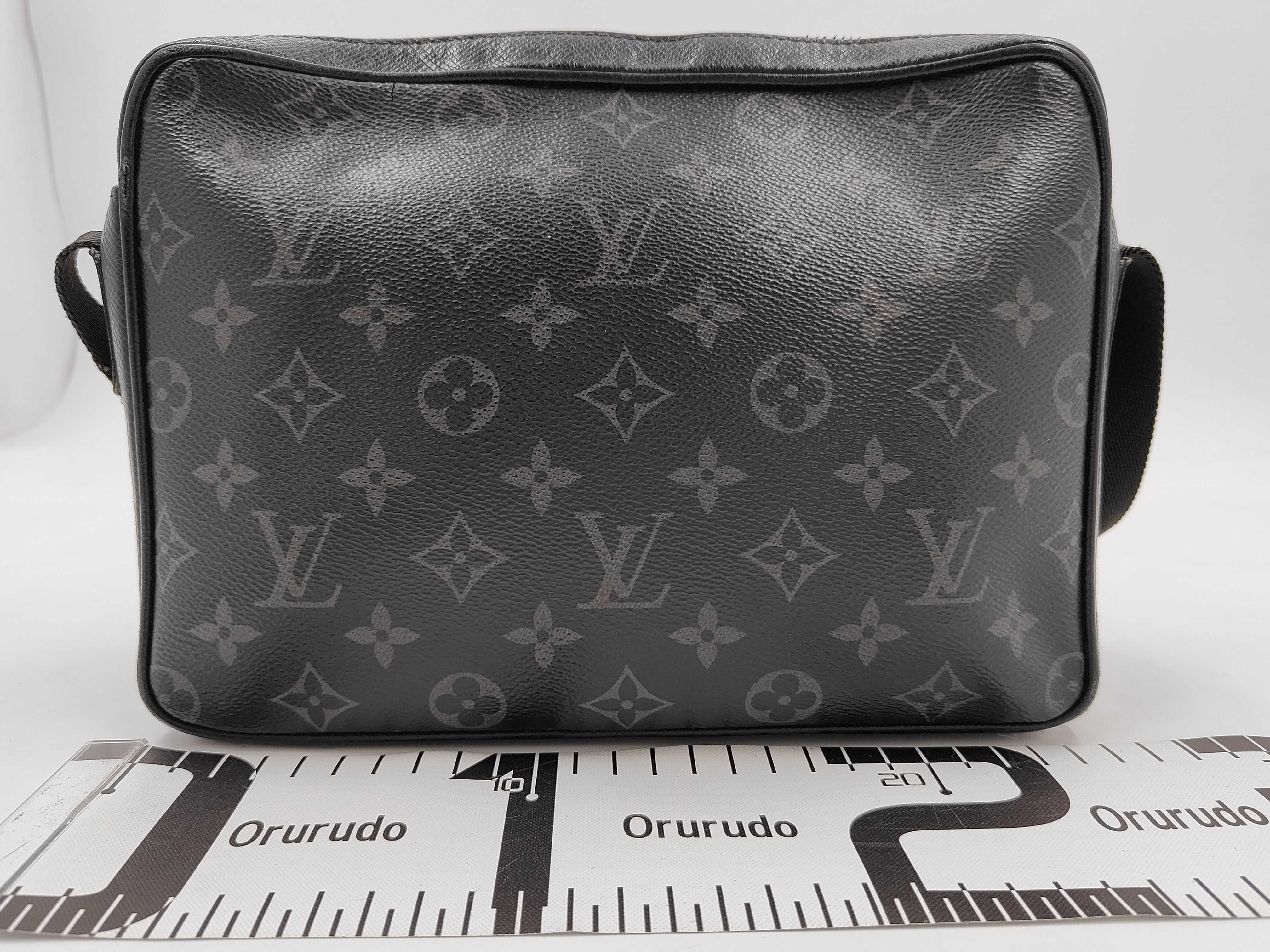 Taigarama Outdoor Messenger PM M30233 Black Shoulder Bag — view 2