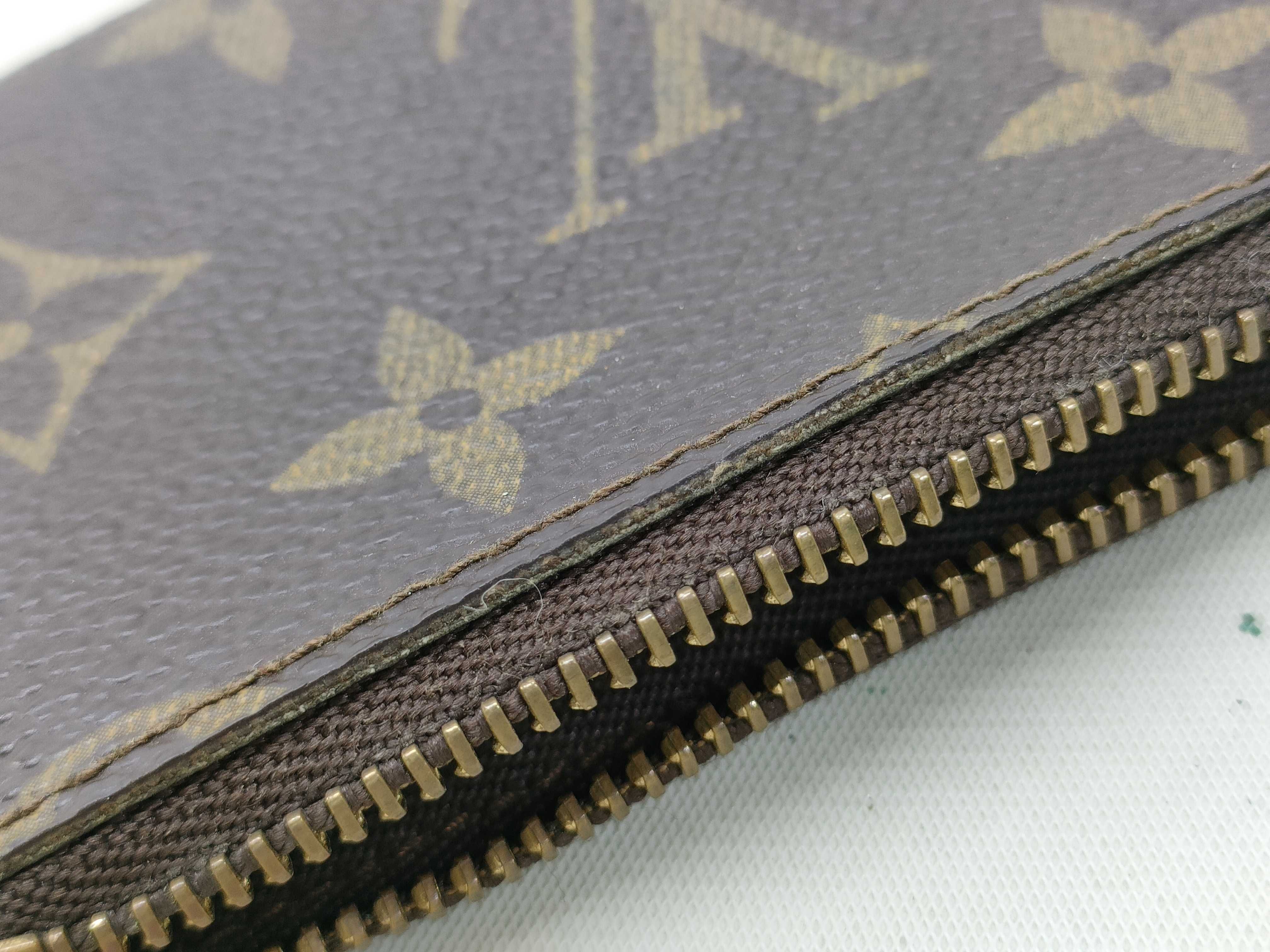 Monogram LV Pochette Clé Coin Case — view 15