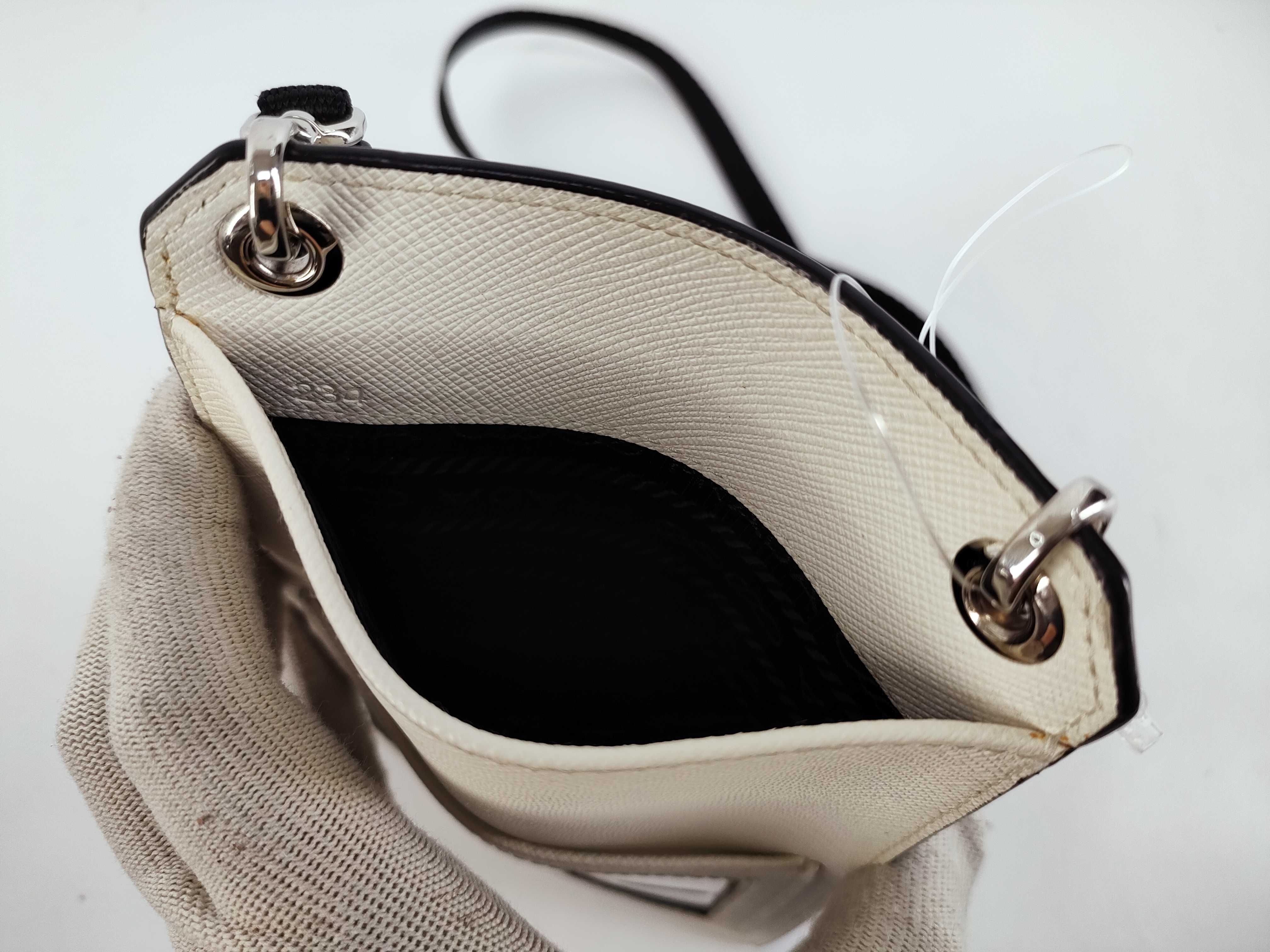 smartphone case, white, other accessories — view 9