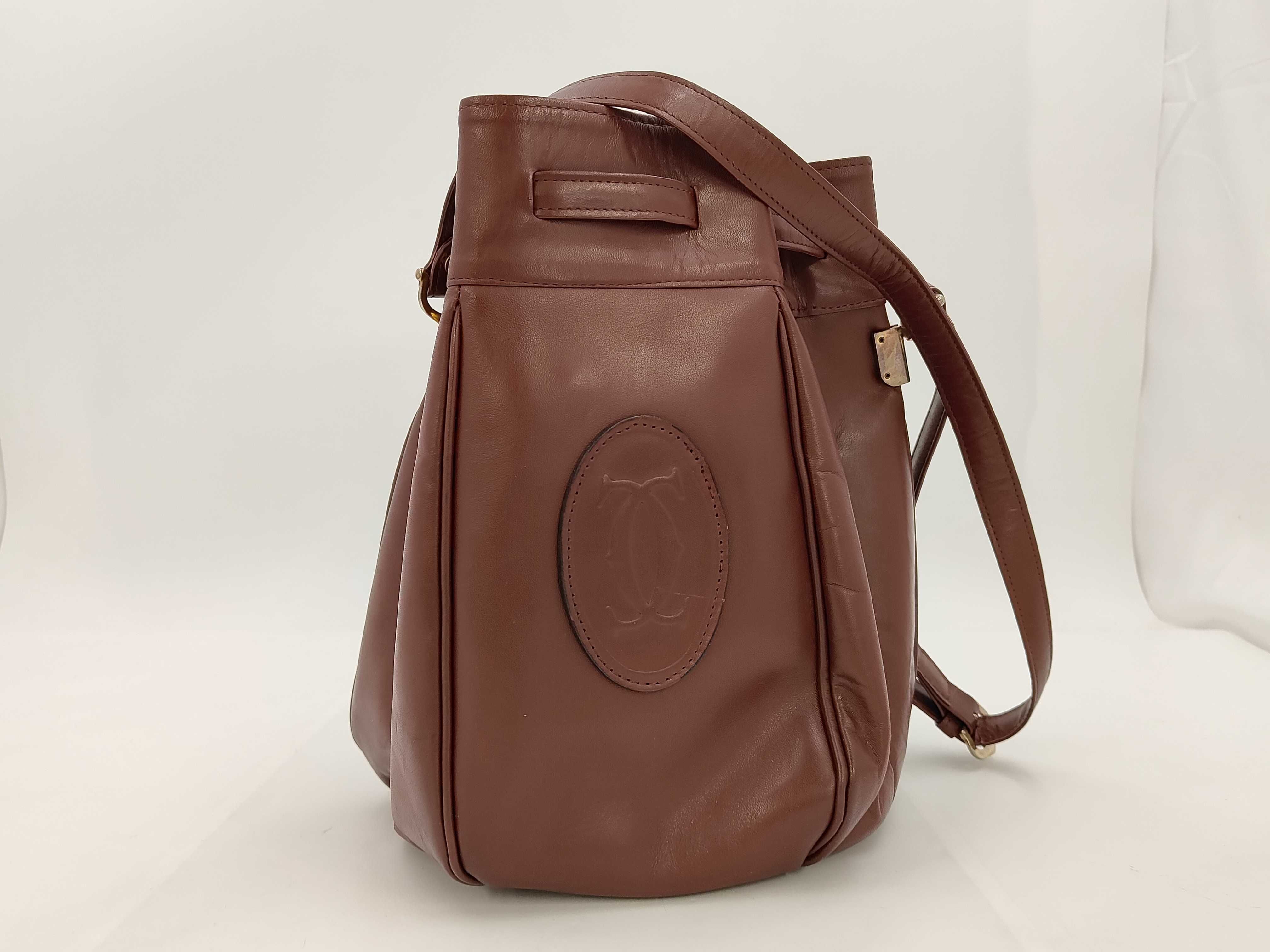 Must drawstring shoulder bag
