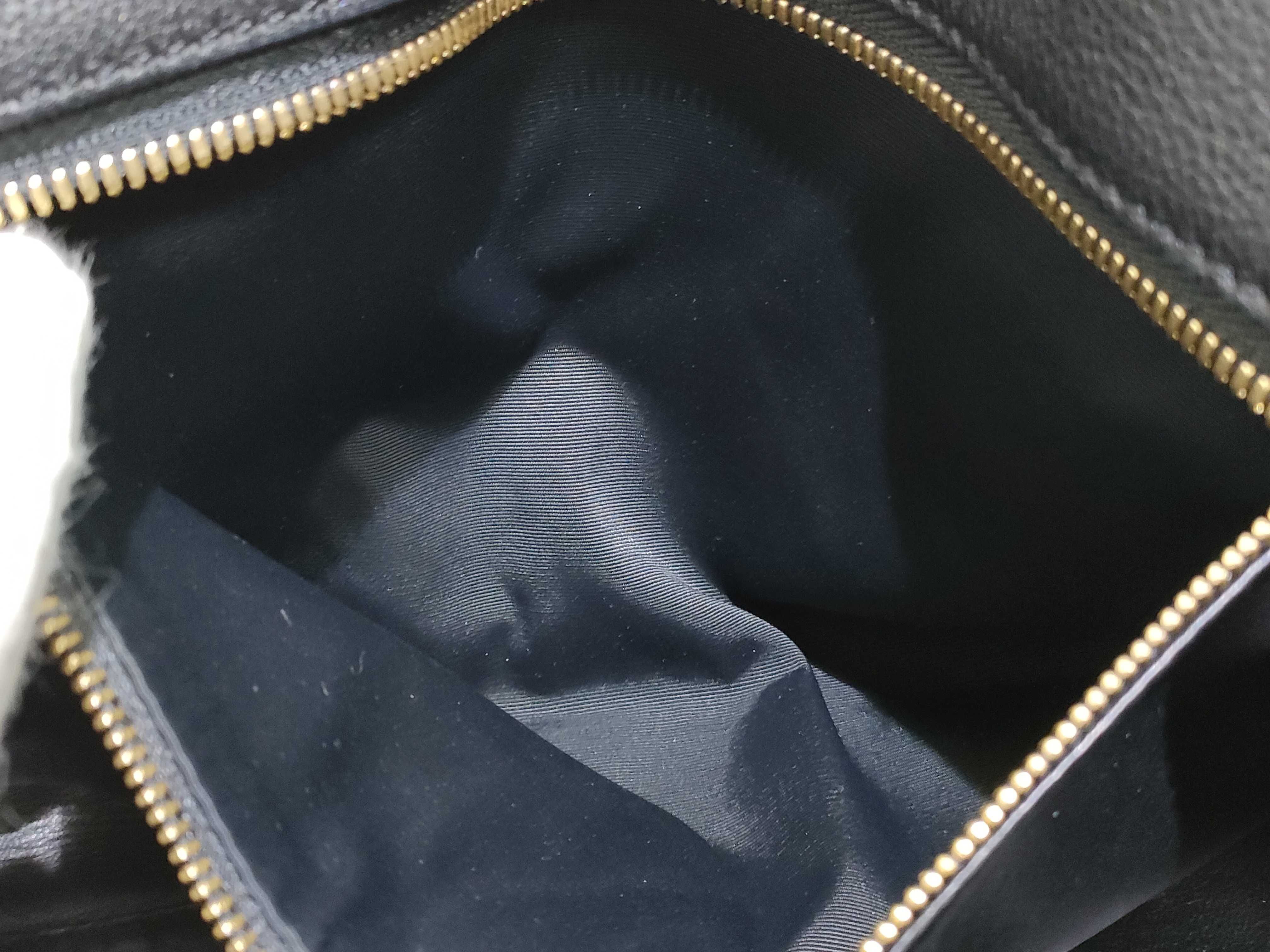 Amazona 36 Leather Handbag, Black x Red — view 10