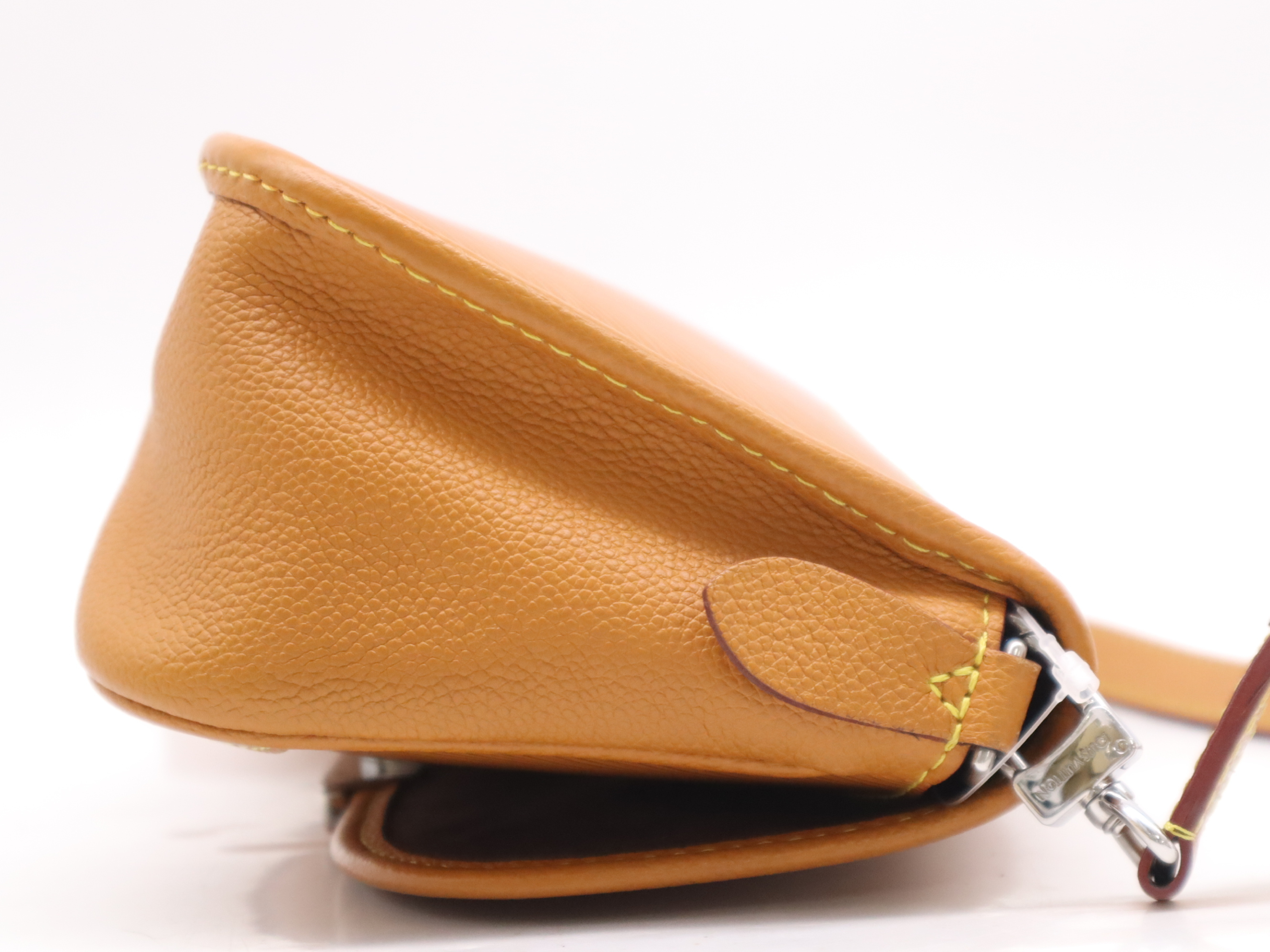 M59459 Epibusi NM Gold Miel with storage bag RFID confirmed shoulder bag — view 5