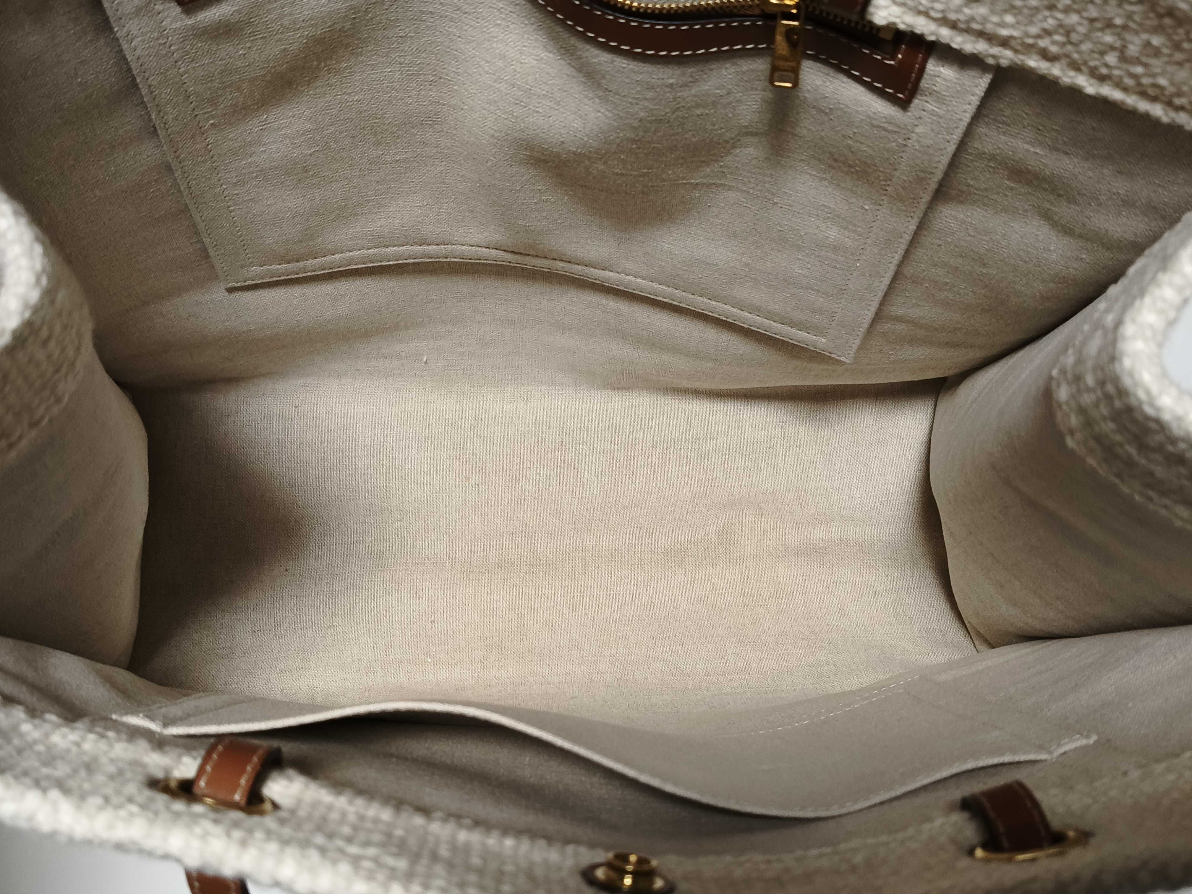 Horizontal Hippo Pile Off-White x Yellow Tote Bag — view 9