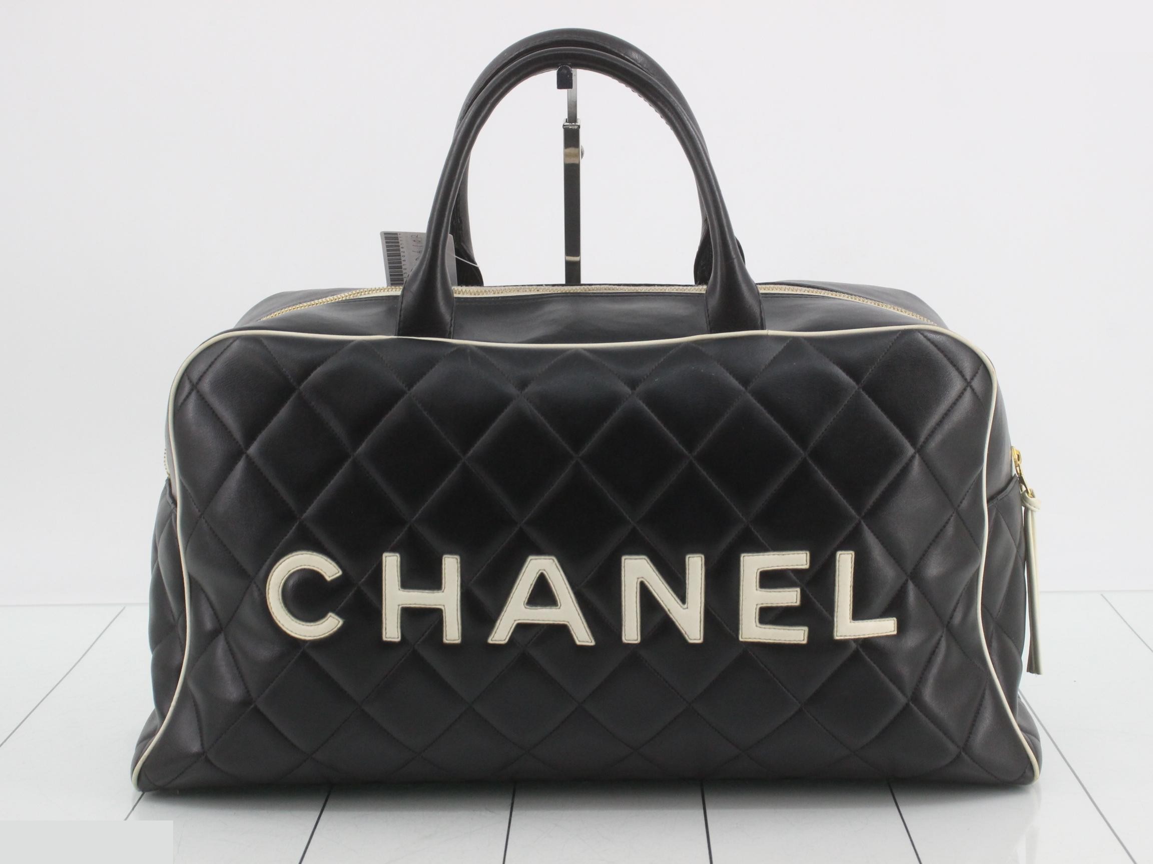 Matelassé (bag) — view 2