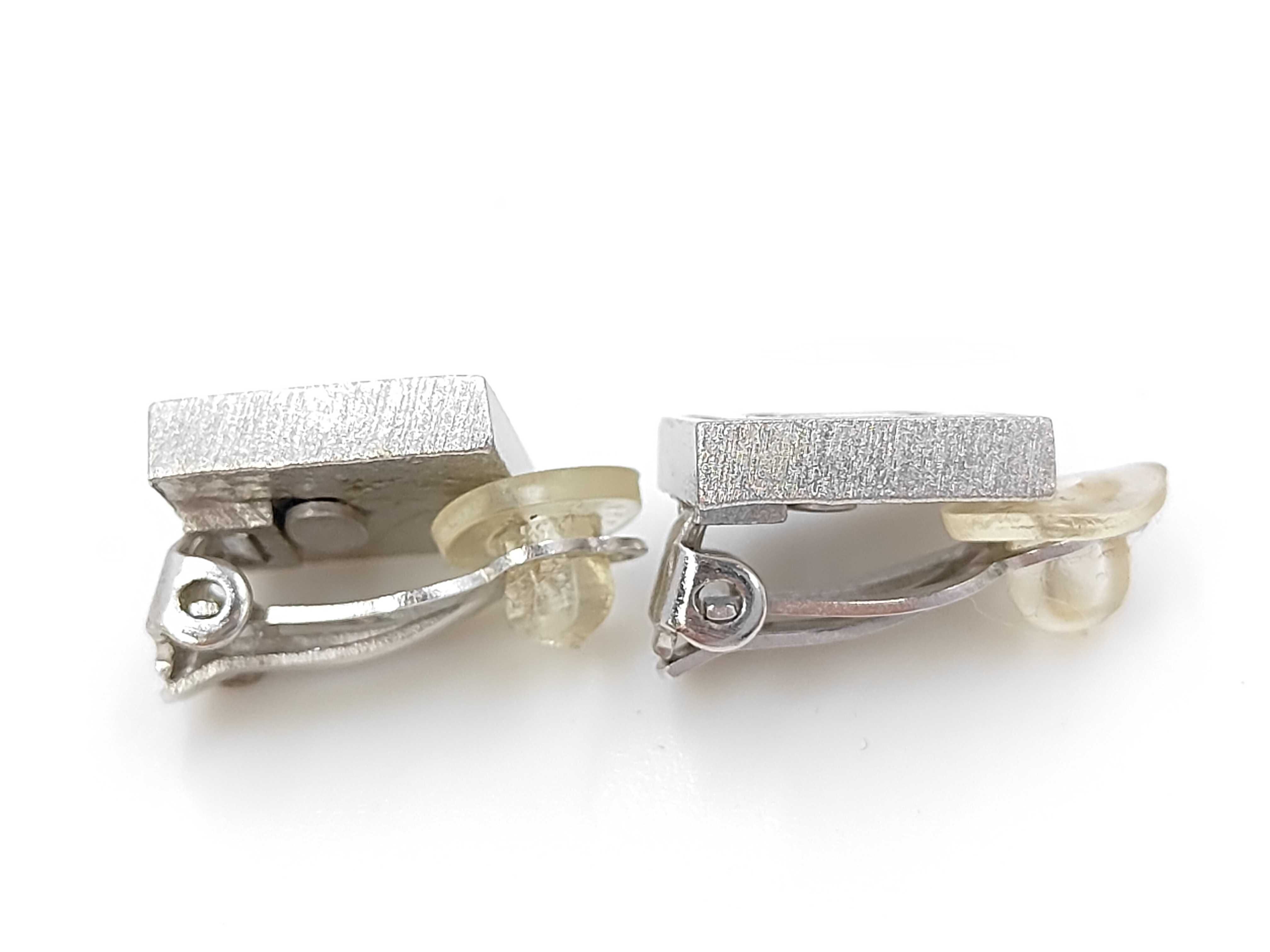 accessories, earrings — view 2