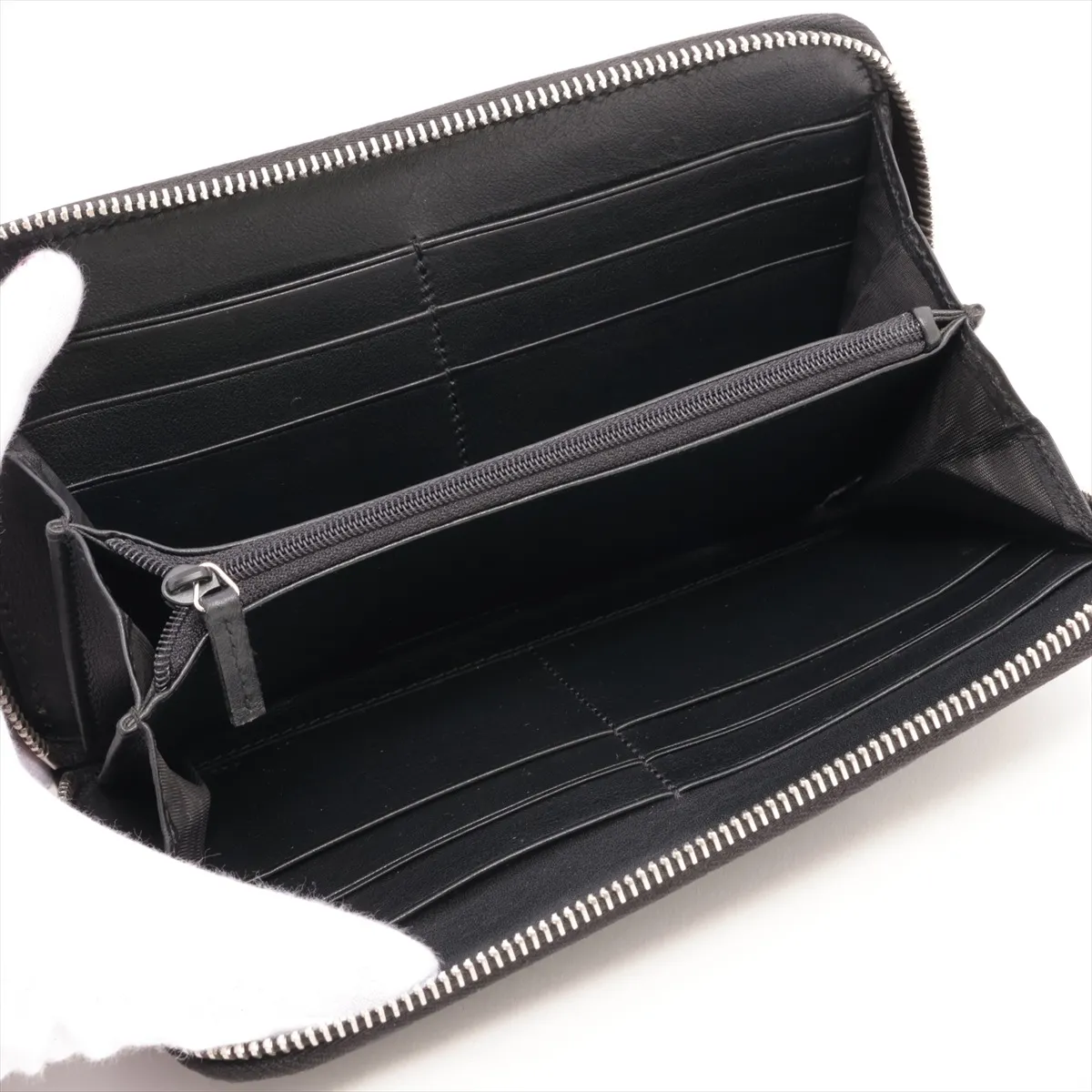 Microguccissima 544473 Leather Round Zip Wallet, Black, with G stamp. — view 3