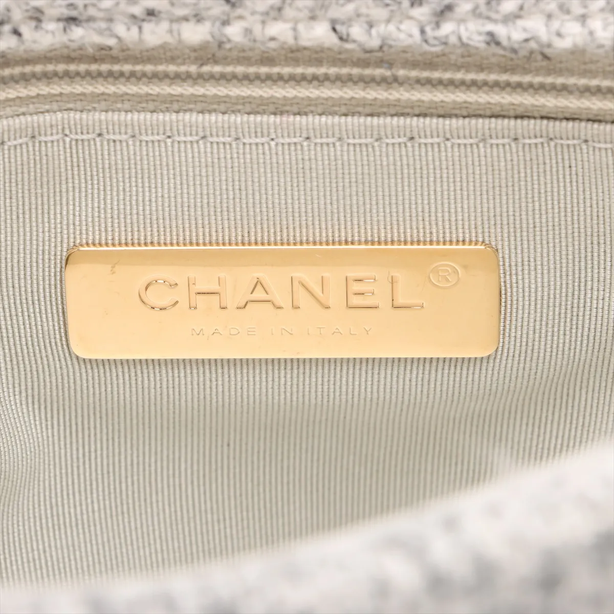 19 Tweed Chain Shoulder Bag Gray Gold Hardware TK843K1L Random Plate AS1160 — view 9