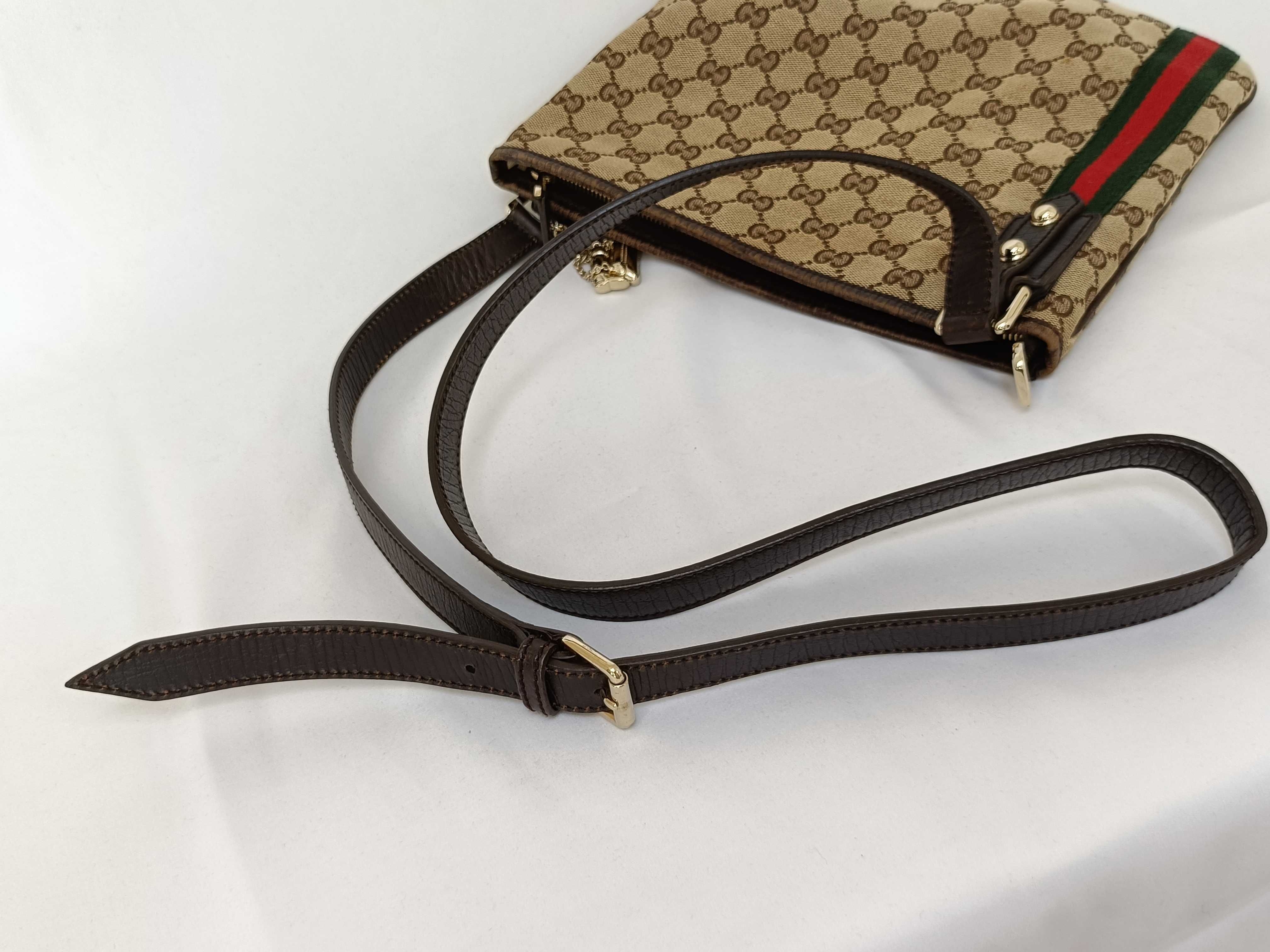 GG Canvas 144388 Shoulder Bag — view 3