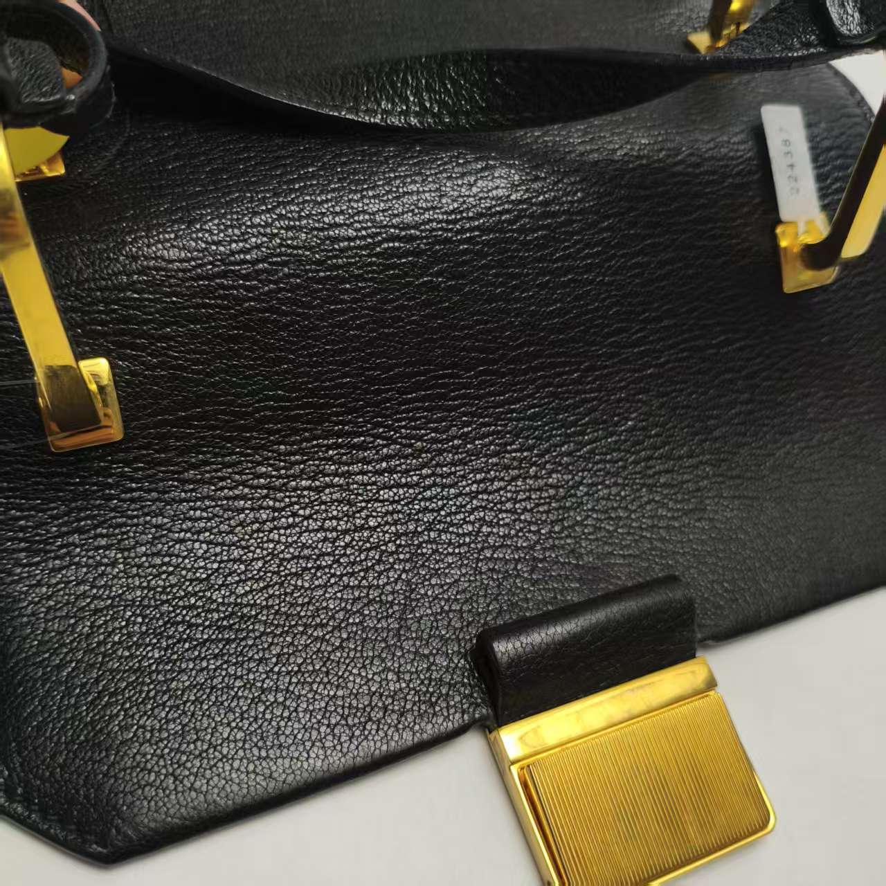 【*Shipped from: China*】Miu Miu Leather Shoulder Bag — view 10