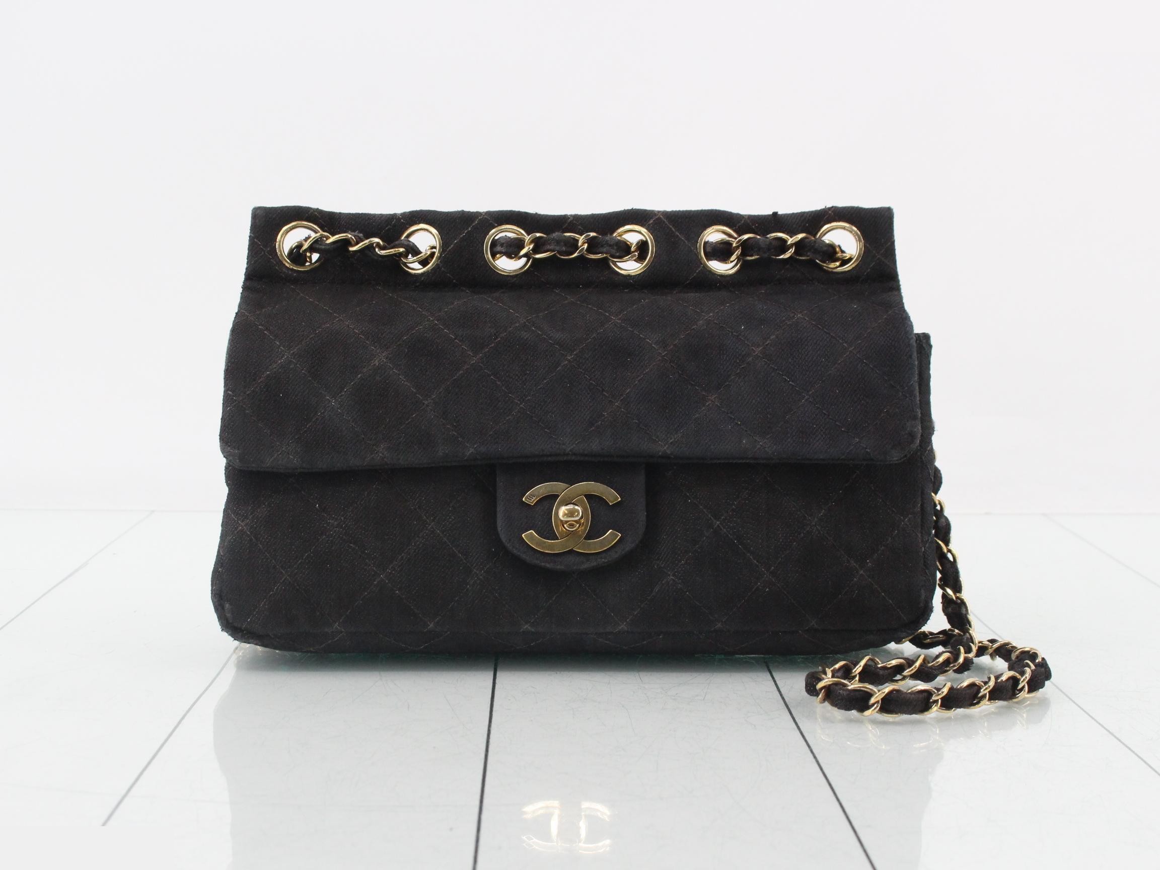 Matelassé denim shoulder bag