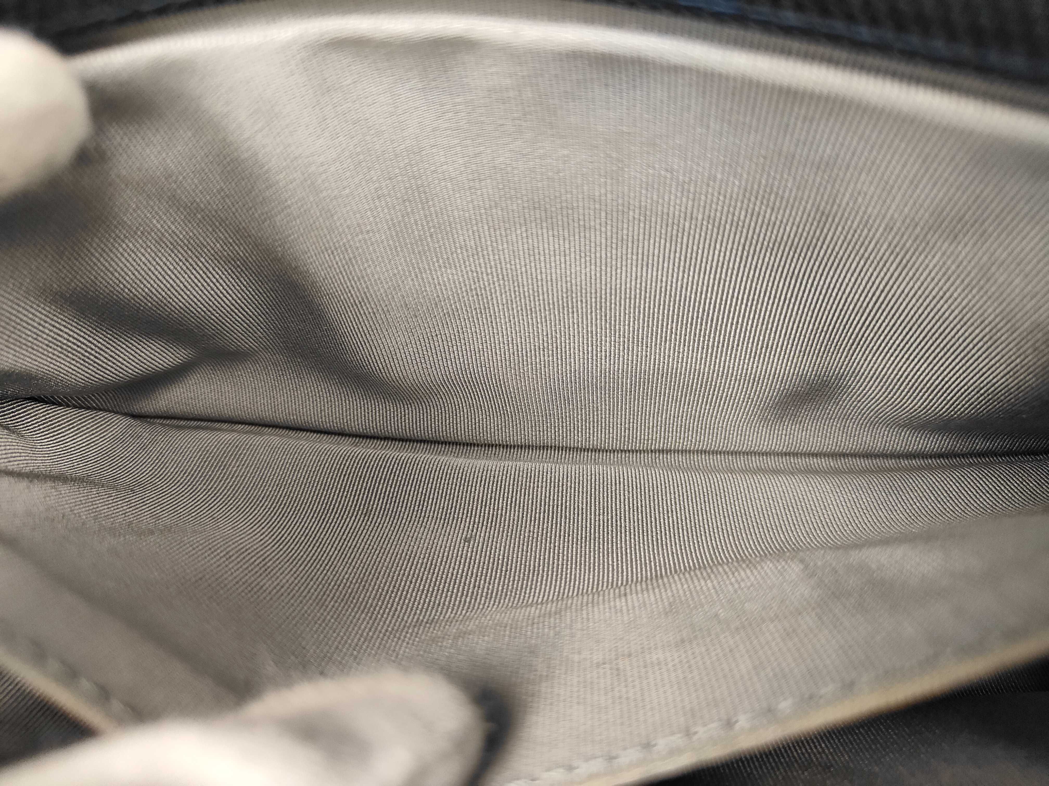 Boy Chain Shoulder Bag — view 11