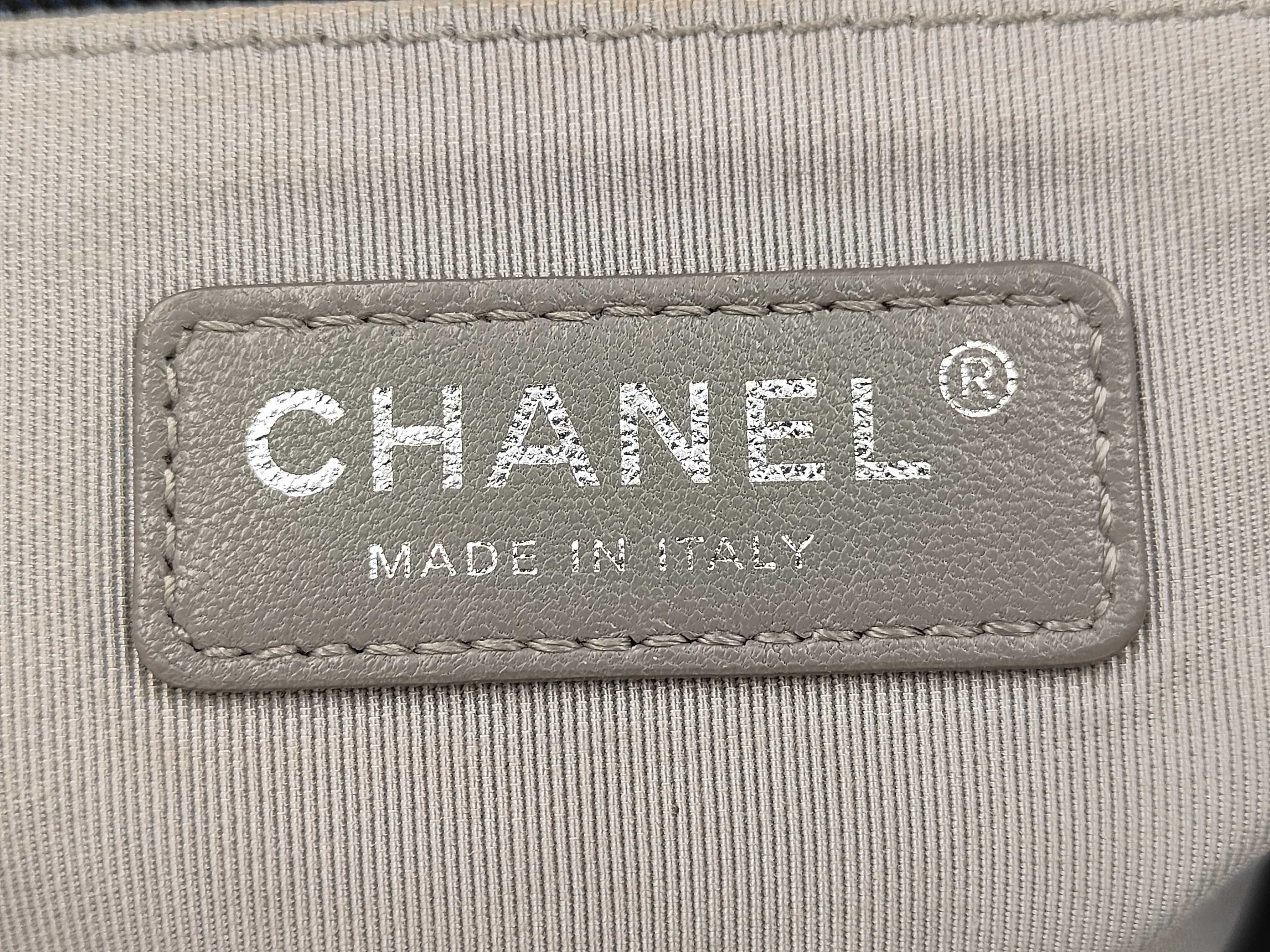 Boy Chain Shoulder Bag — view 13