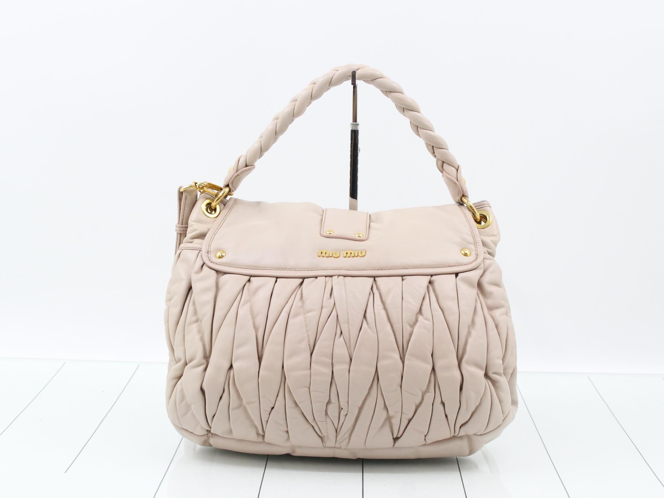 Matelassé (bag) - Shoulder bag — view 2