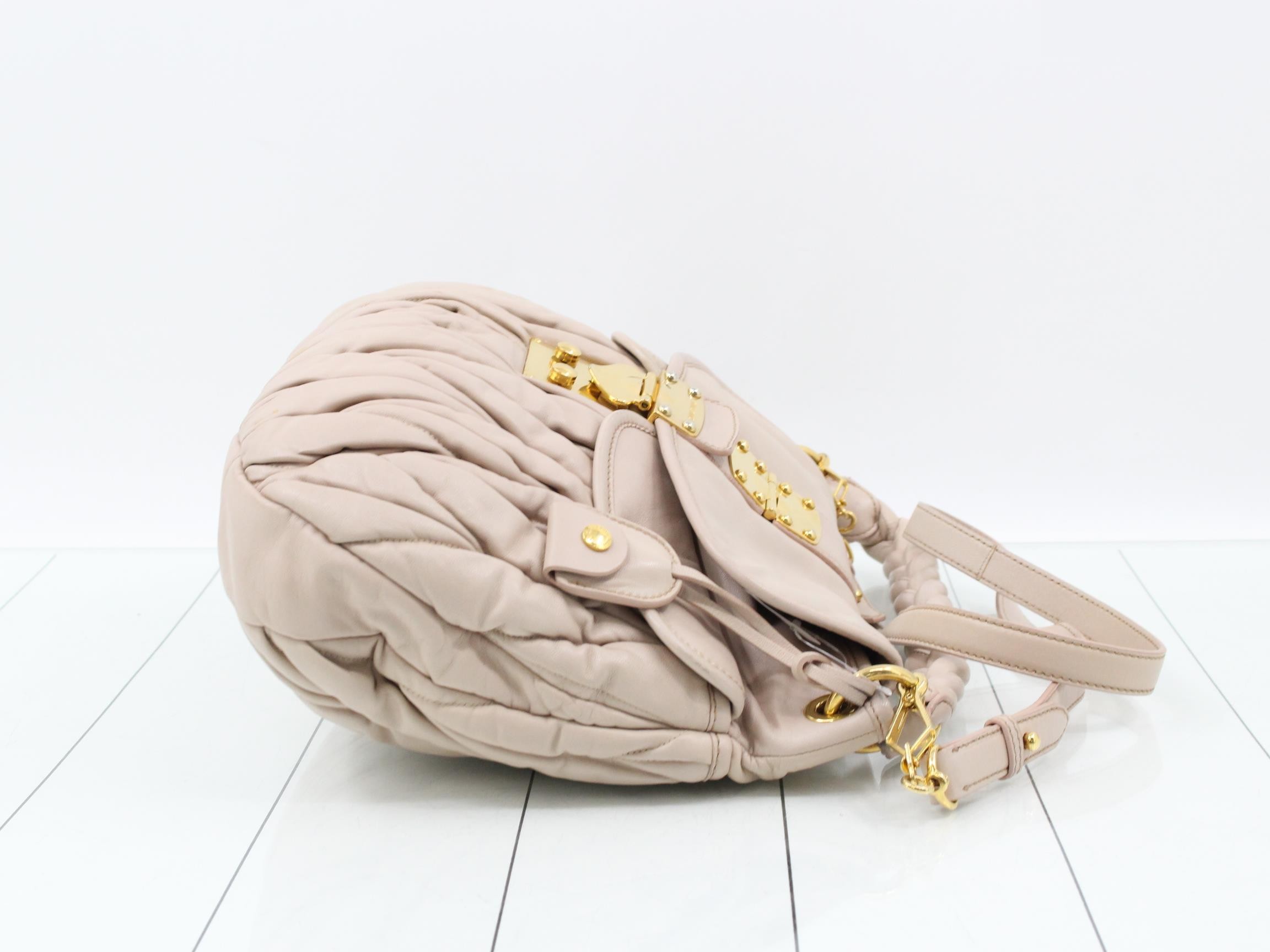 Matelassé (bag) - Shoulder bag — view 3