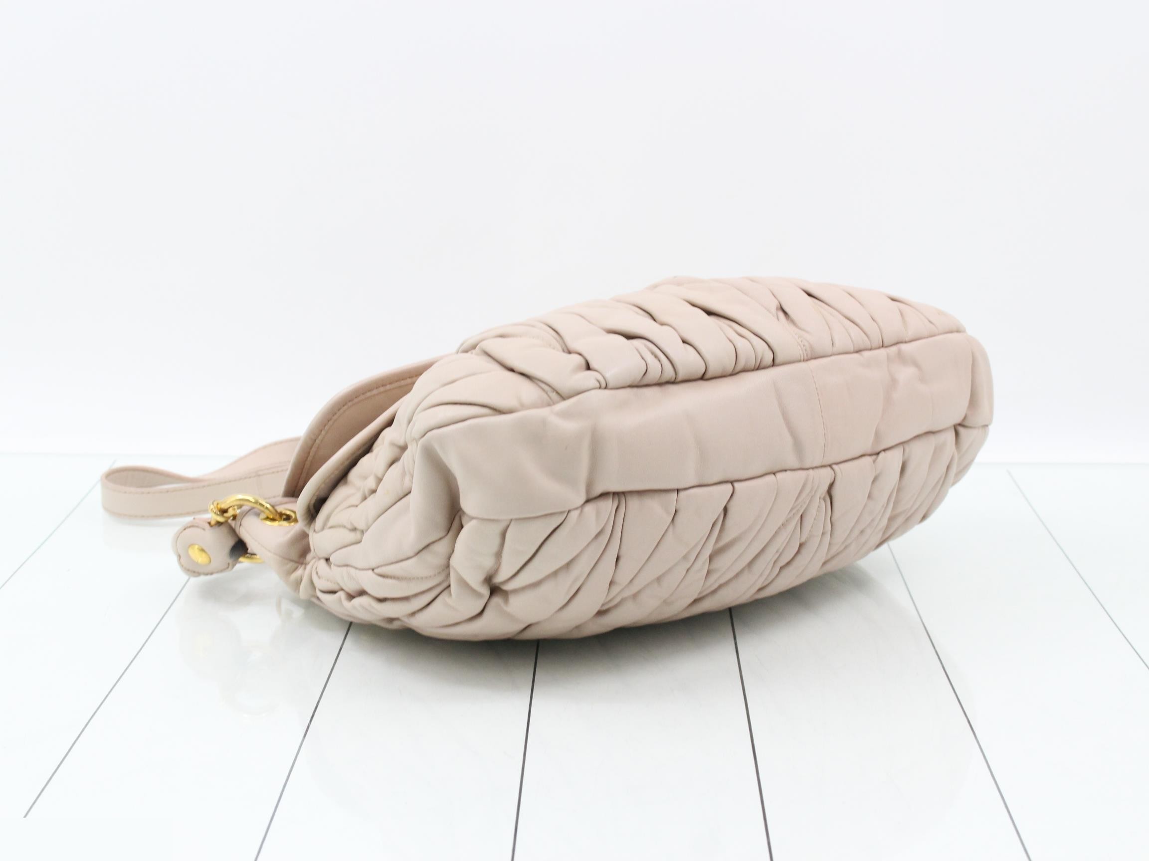Matelassé (bag) - Shoulder bag — view 5
