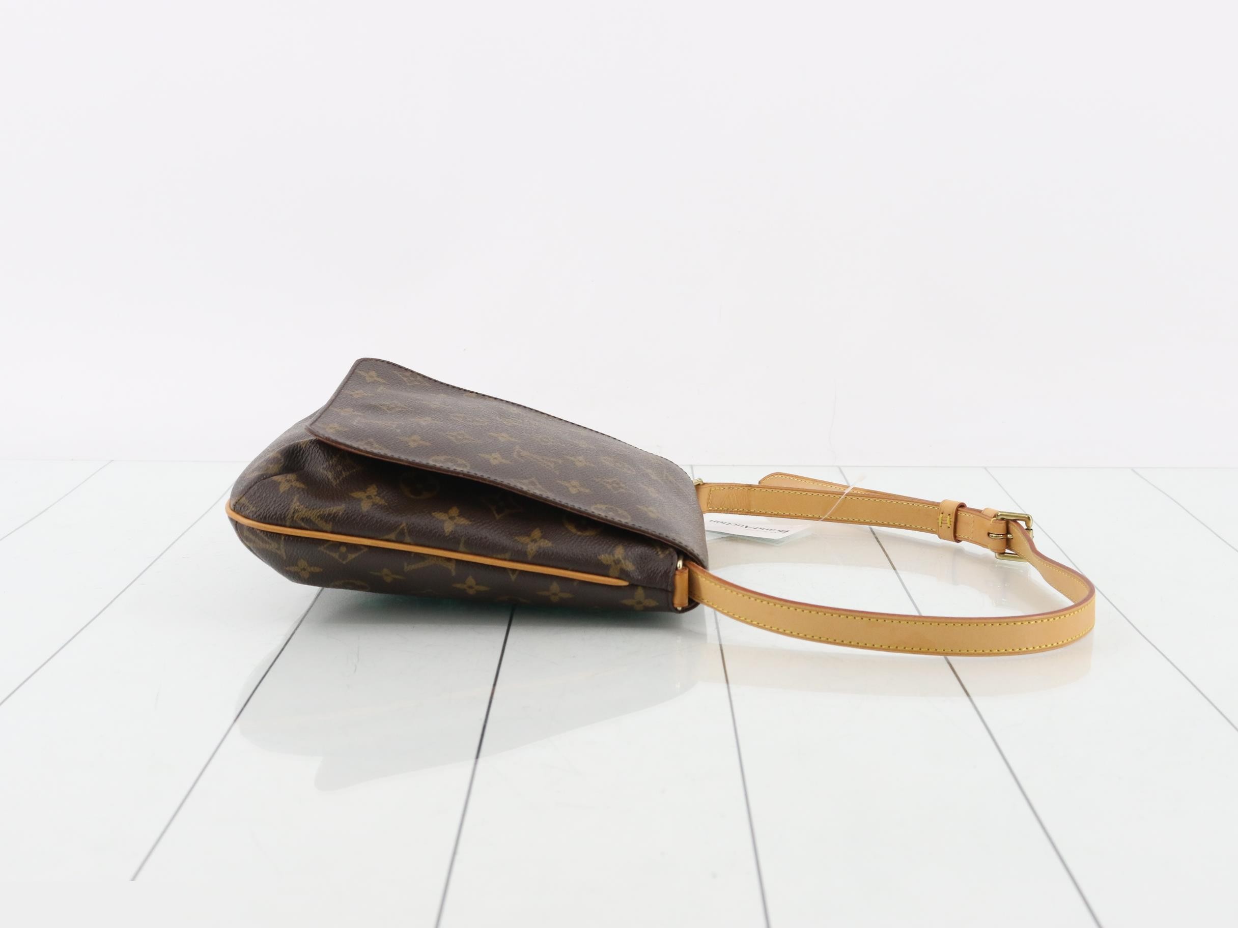Musette Salsa Short Shoulder — view 3