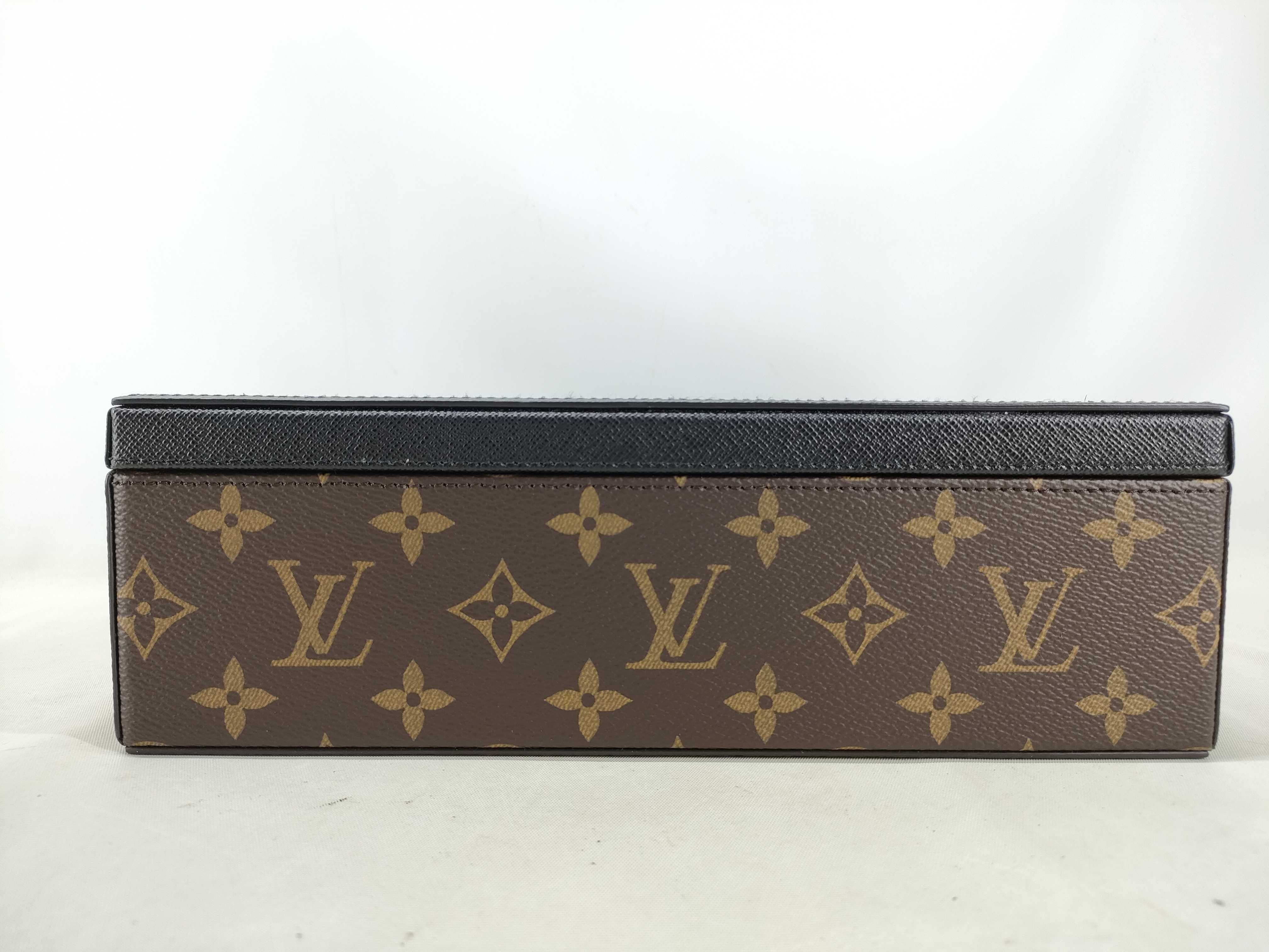 Monogram Tissue Box GI1445 Other Accessories — view 3