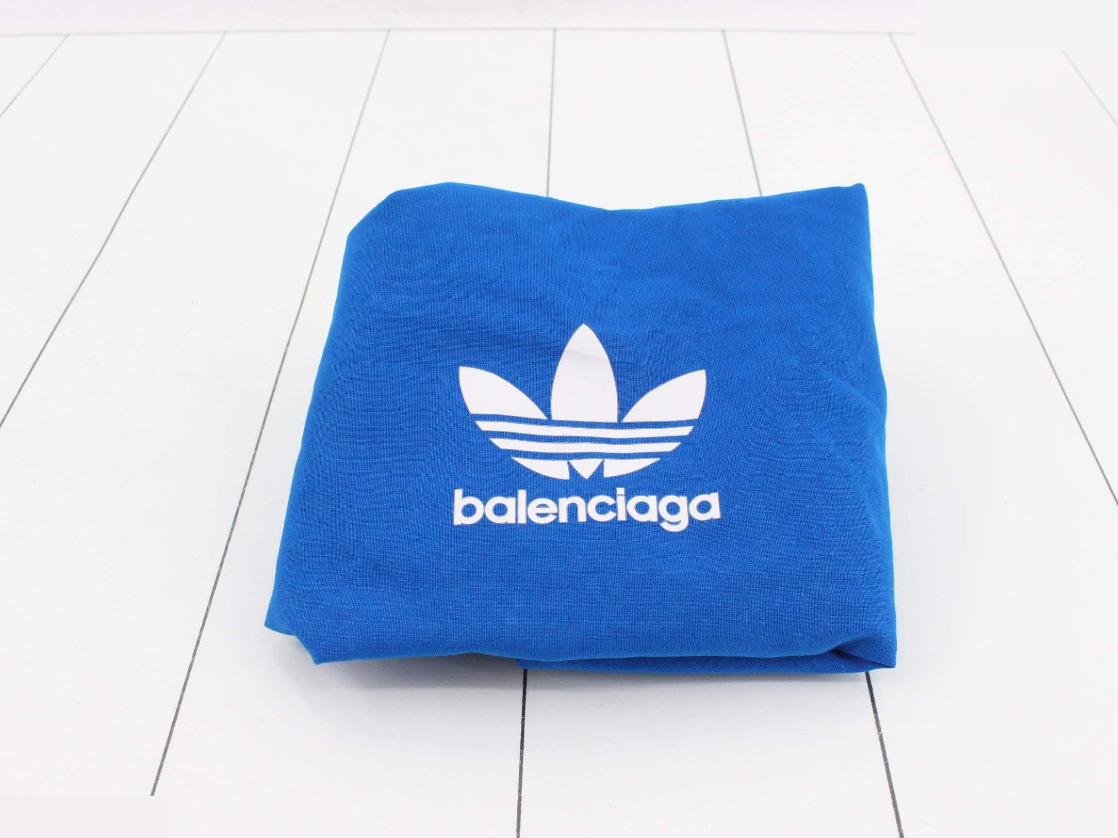 Hourglass Adidas Shoulder Bag — view 7