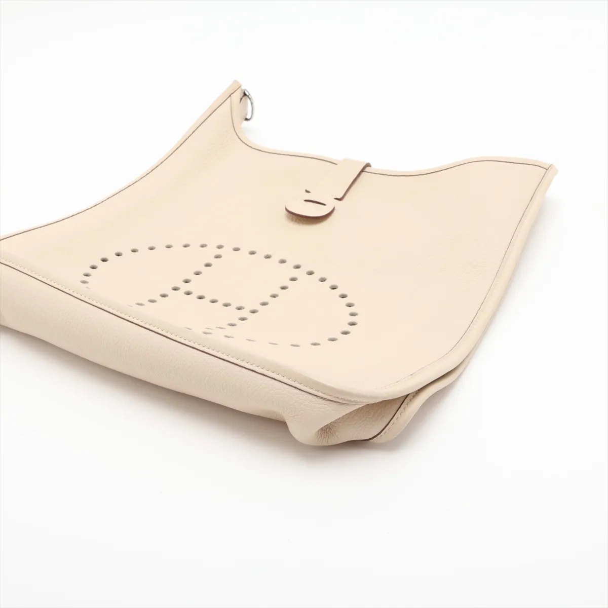 Evelyne 1 33 GM Togo Parchment Silver Hardware K: 2007 — view 3