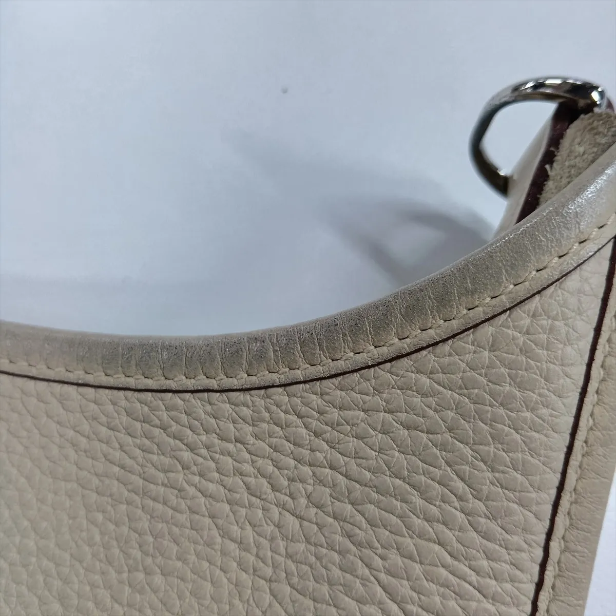 Evelyne 1 33 GM Togo Parchment Silver Hardware K: 2007 — view 10