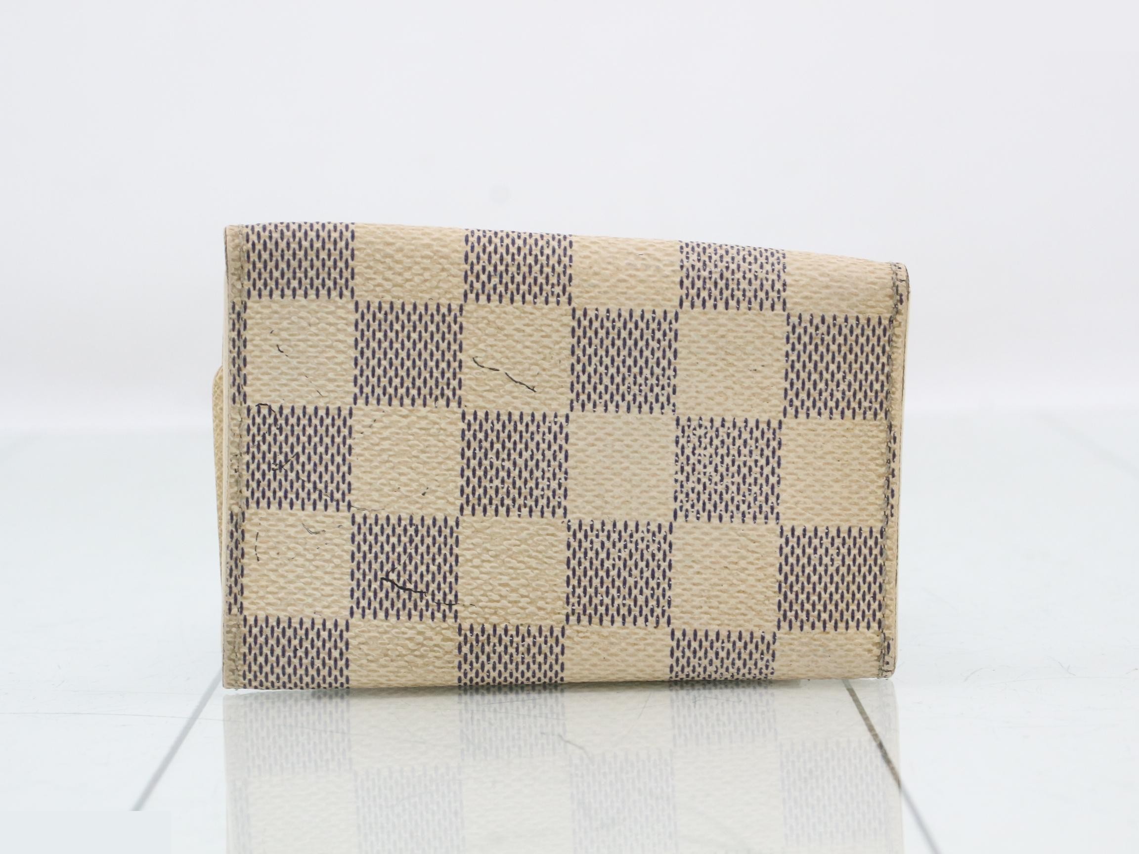 Multicles 6 — view 2