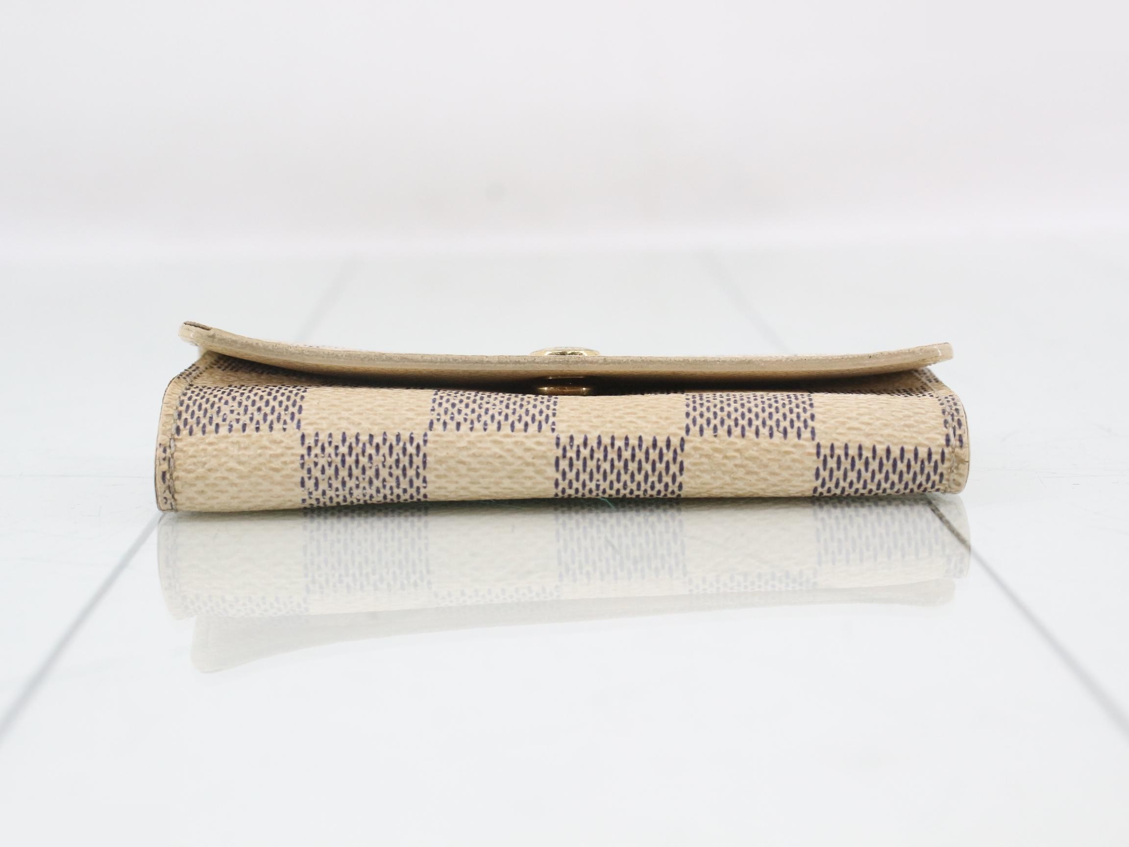 Multicles 6 — view 3