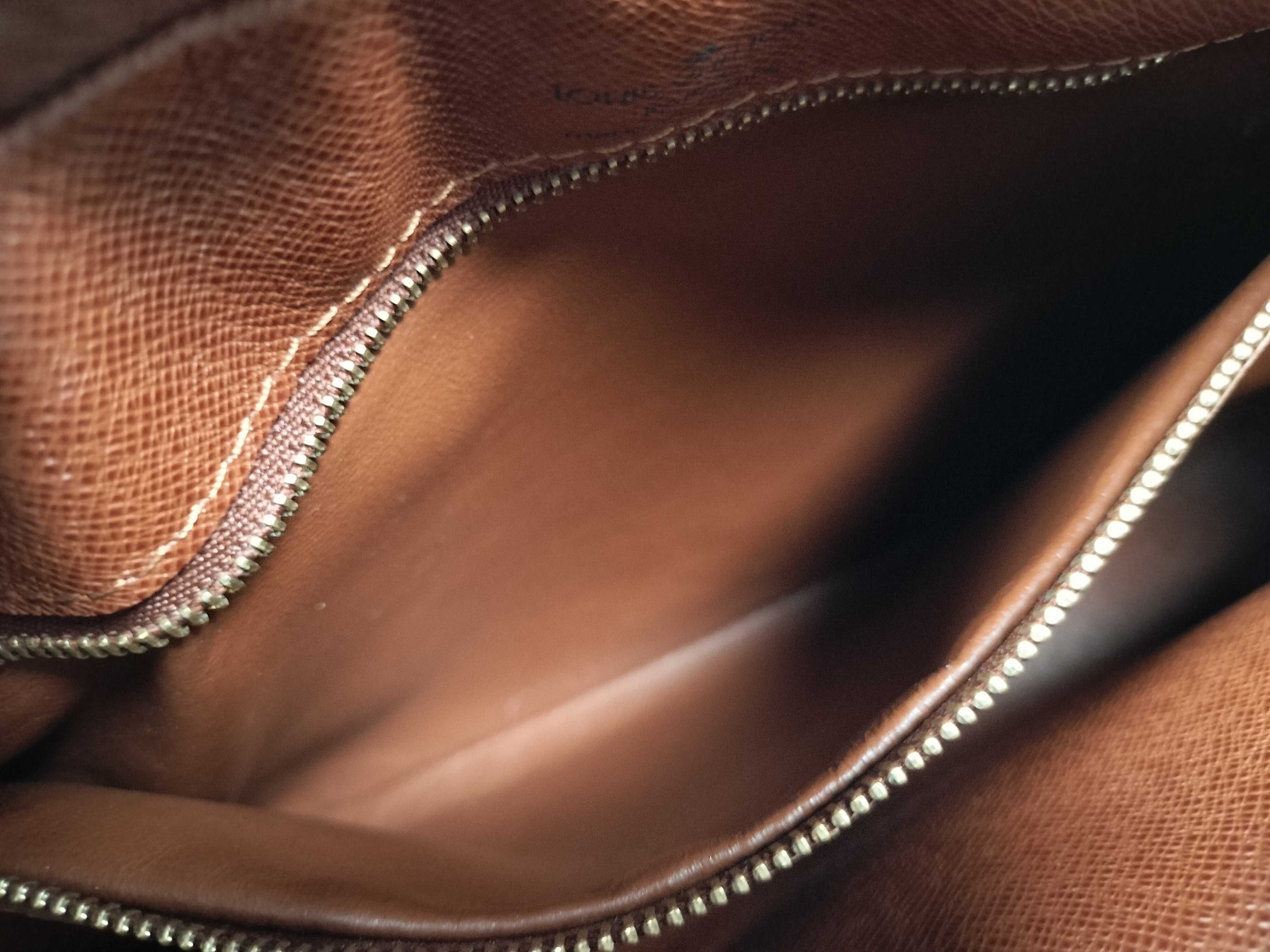 Monogram Louis Vuitton Brown Monogram M45244 Nile Shoulder Bag — view 13