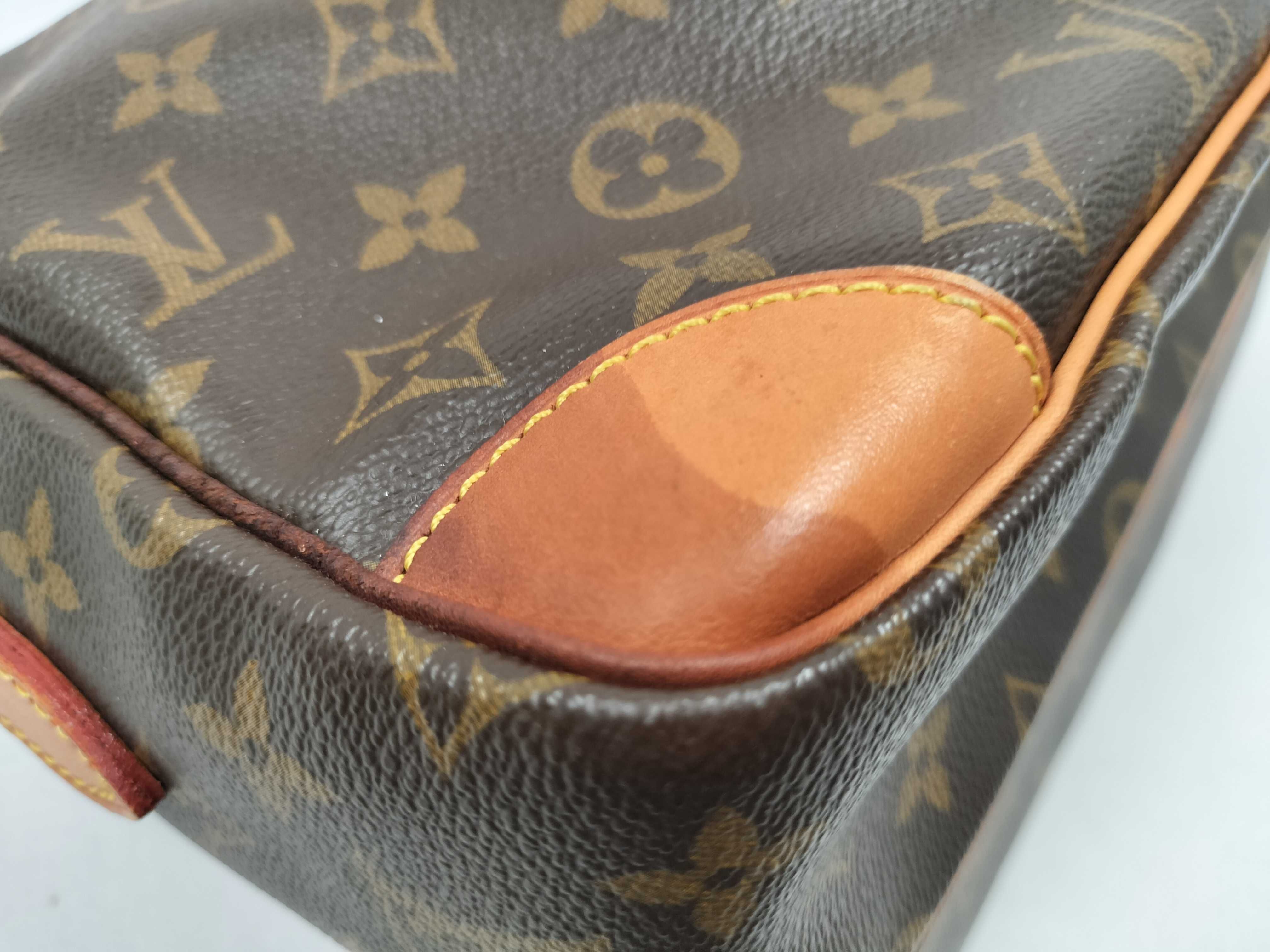 Monogram Louis Vuitton Brown Monogram M45244 Nile Shoulder Bag — view 6