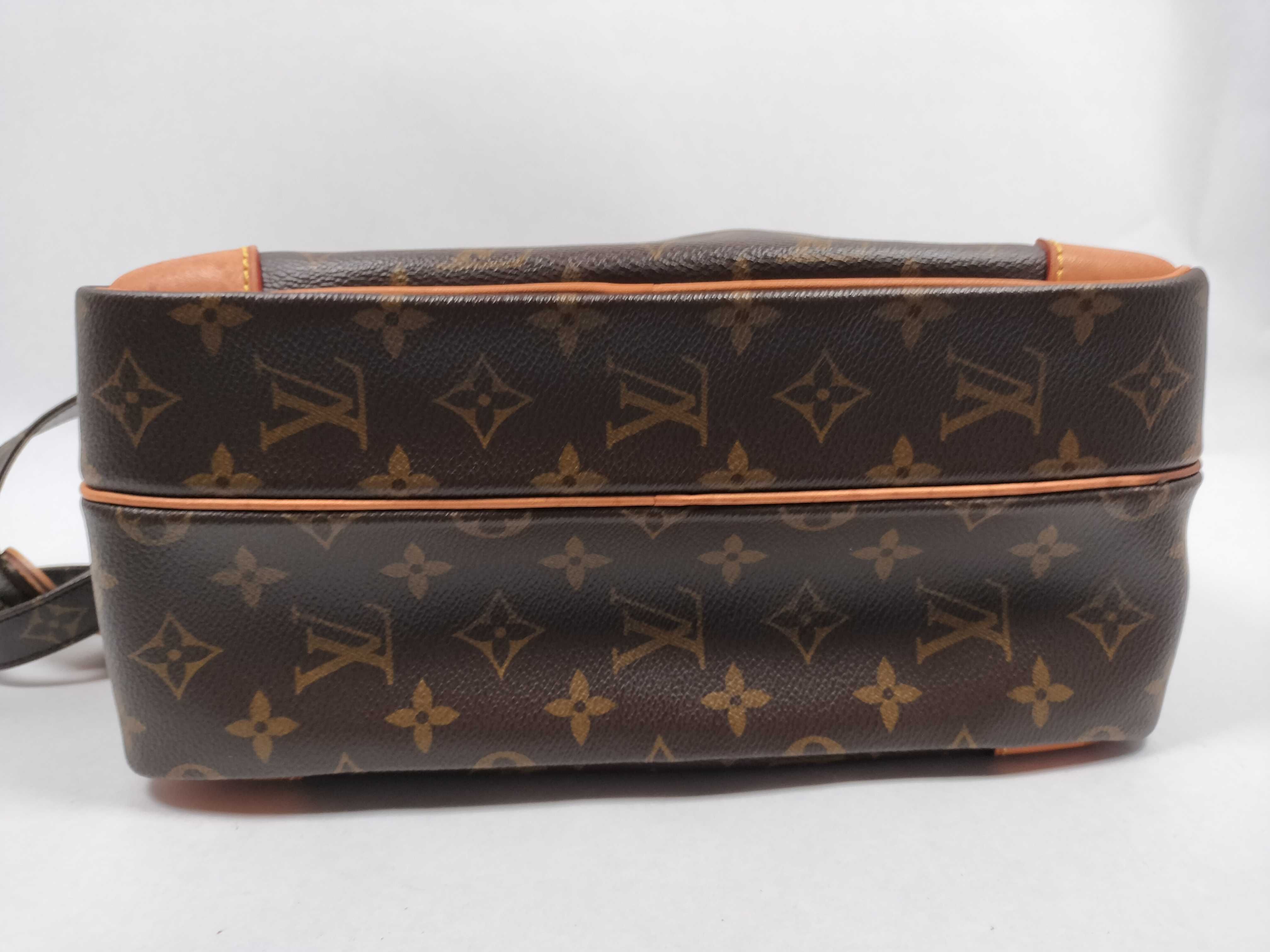 Monogram Louis Vuitton Brown Monogram M45244 Nile Shoulder Bag — view 7