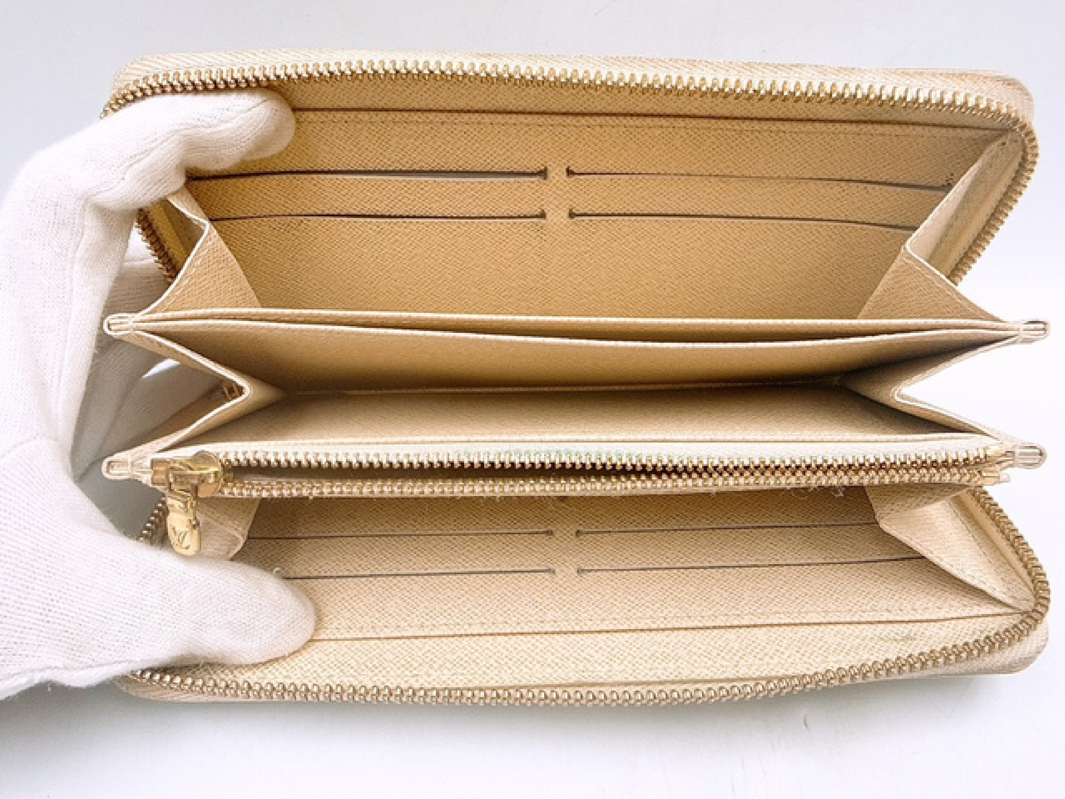 Zippy Wallet — view 3
