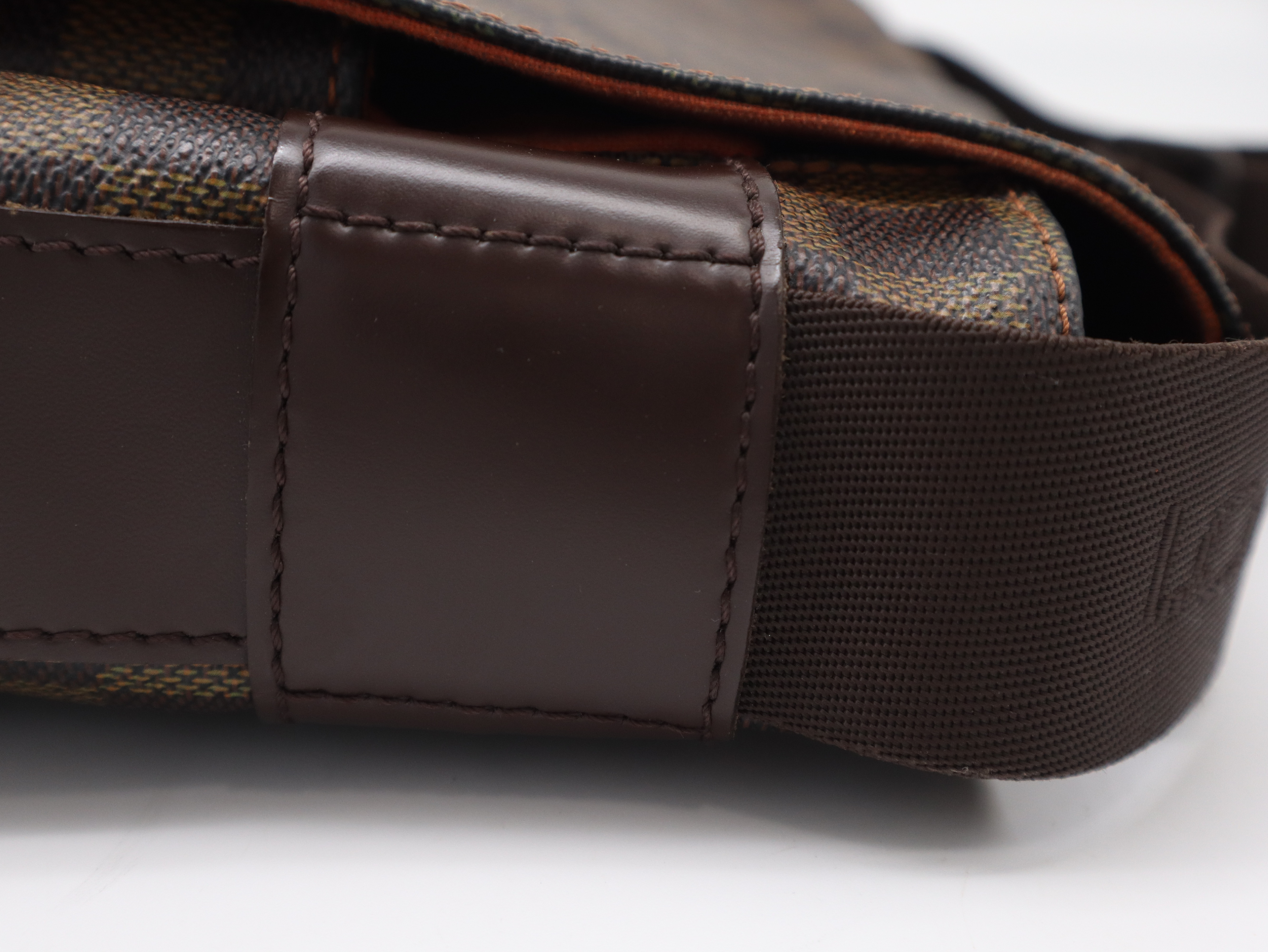 N45258 Damier Bastille Shoulder Bag — view 7