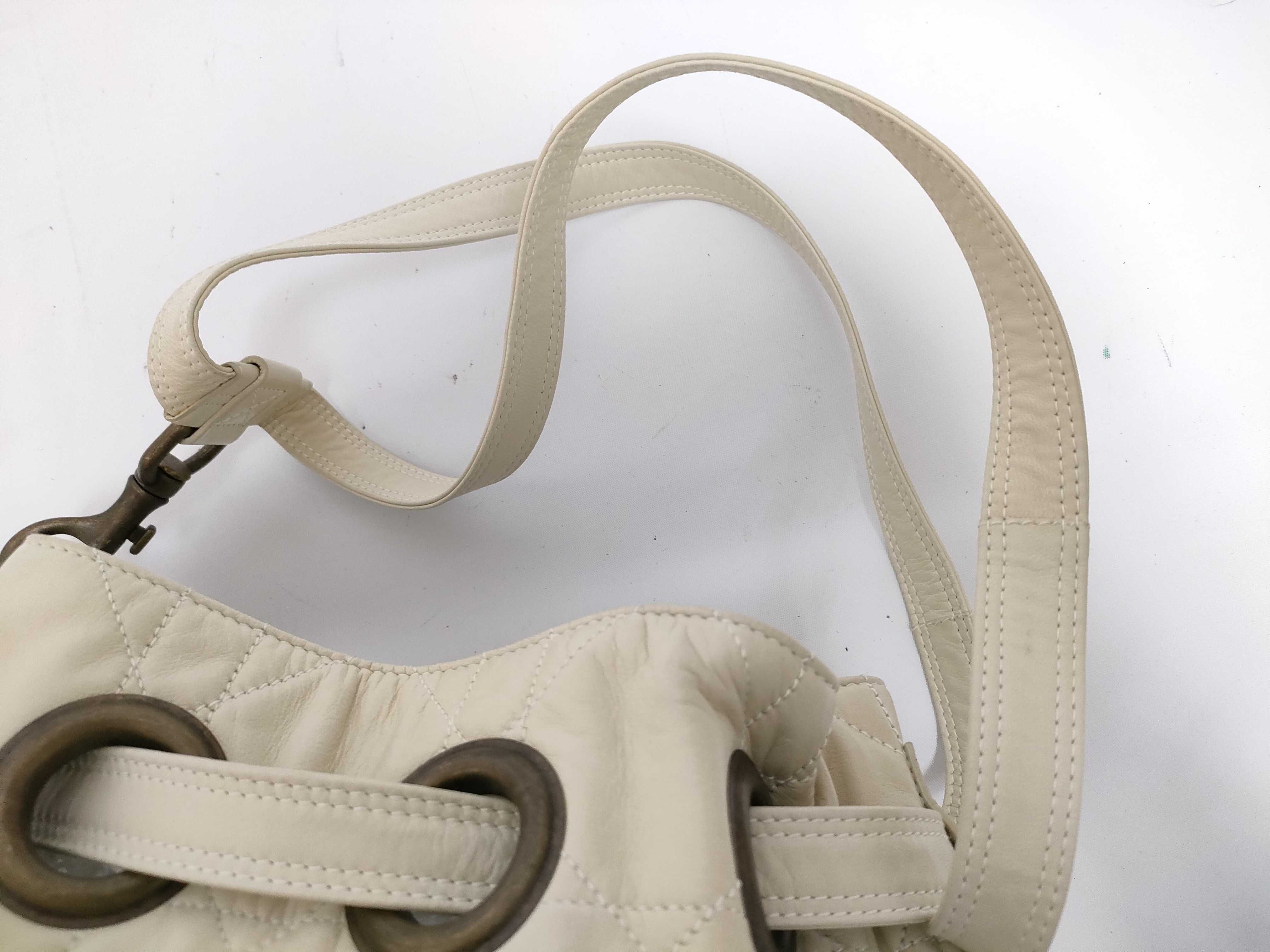 Cannage Drawstring One-Shoulder Bag 09-MA-0066 Shoulder Bag — view 3