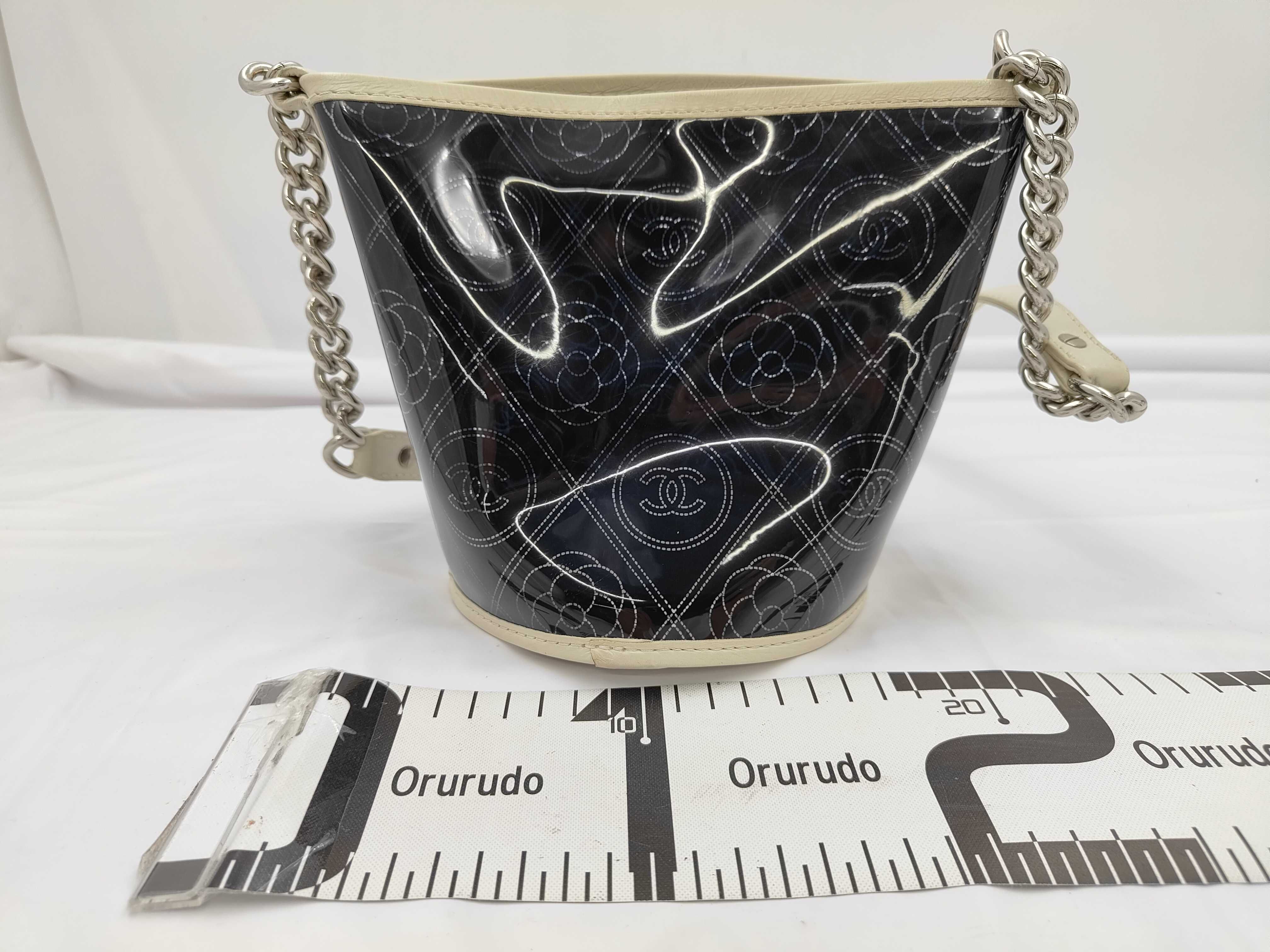 shoulder bag — view 2