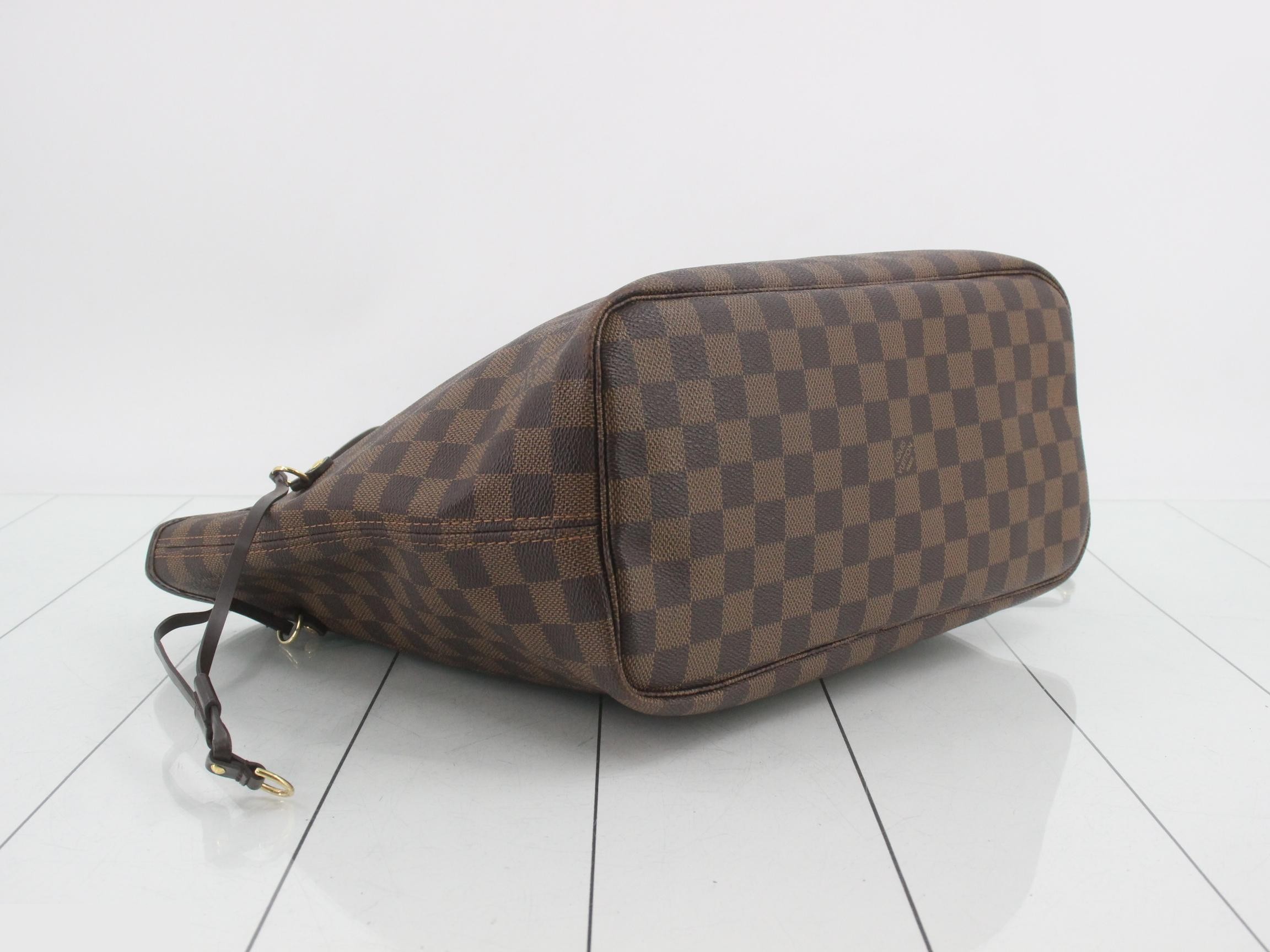Neverfull MM with pouch — view 5
