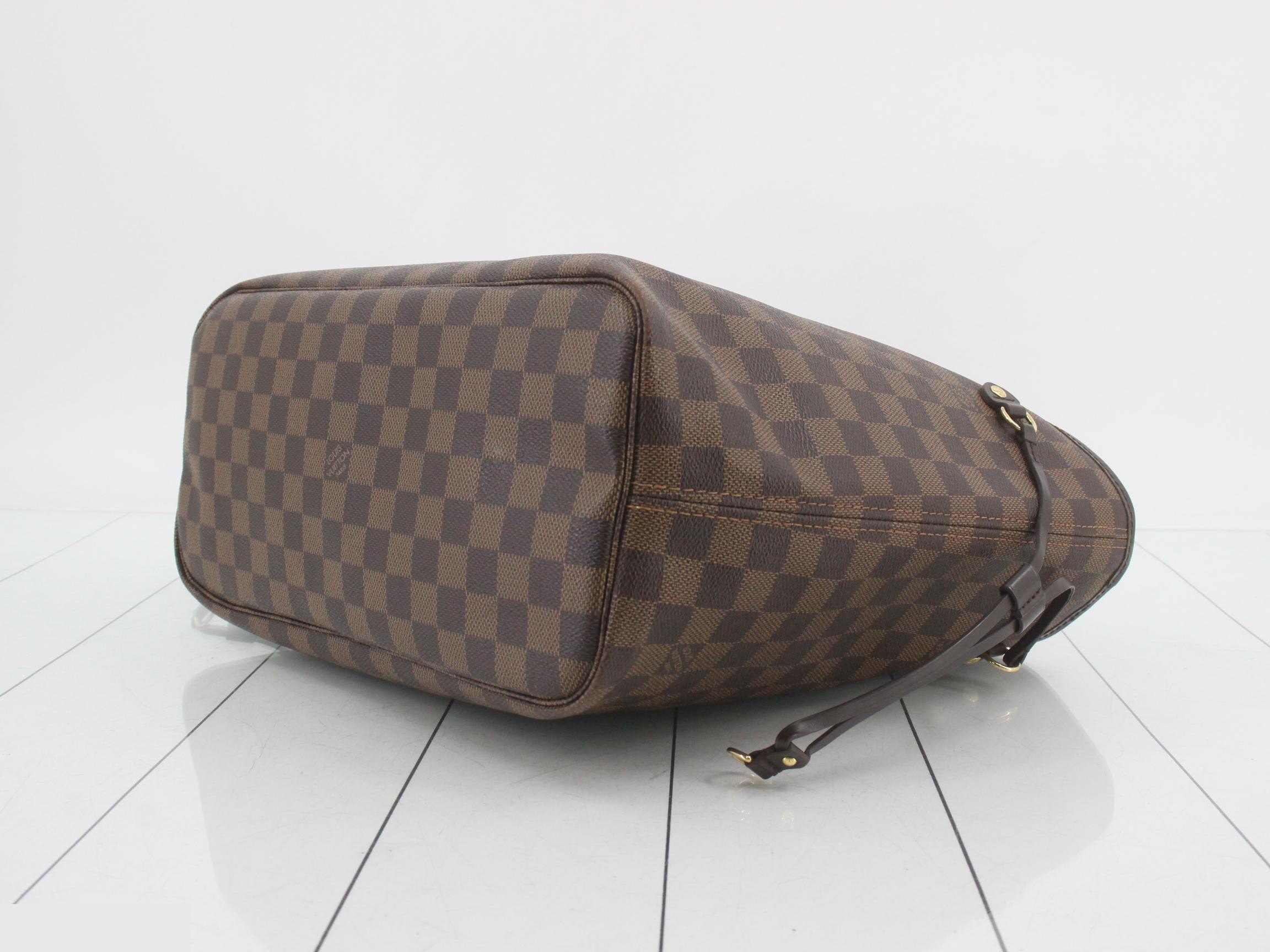 Neverfull MM with pouch — view 6