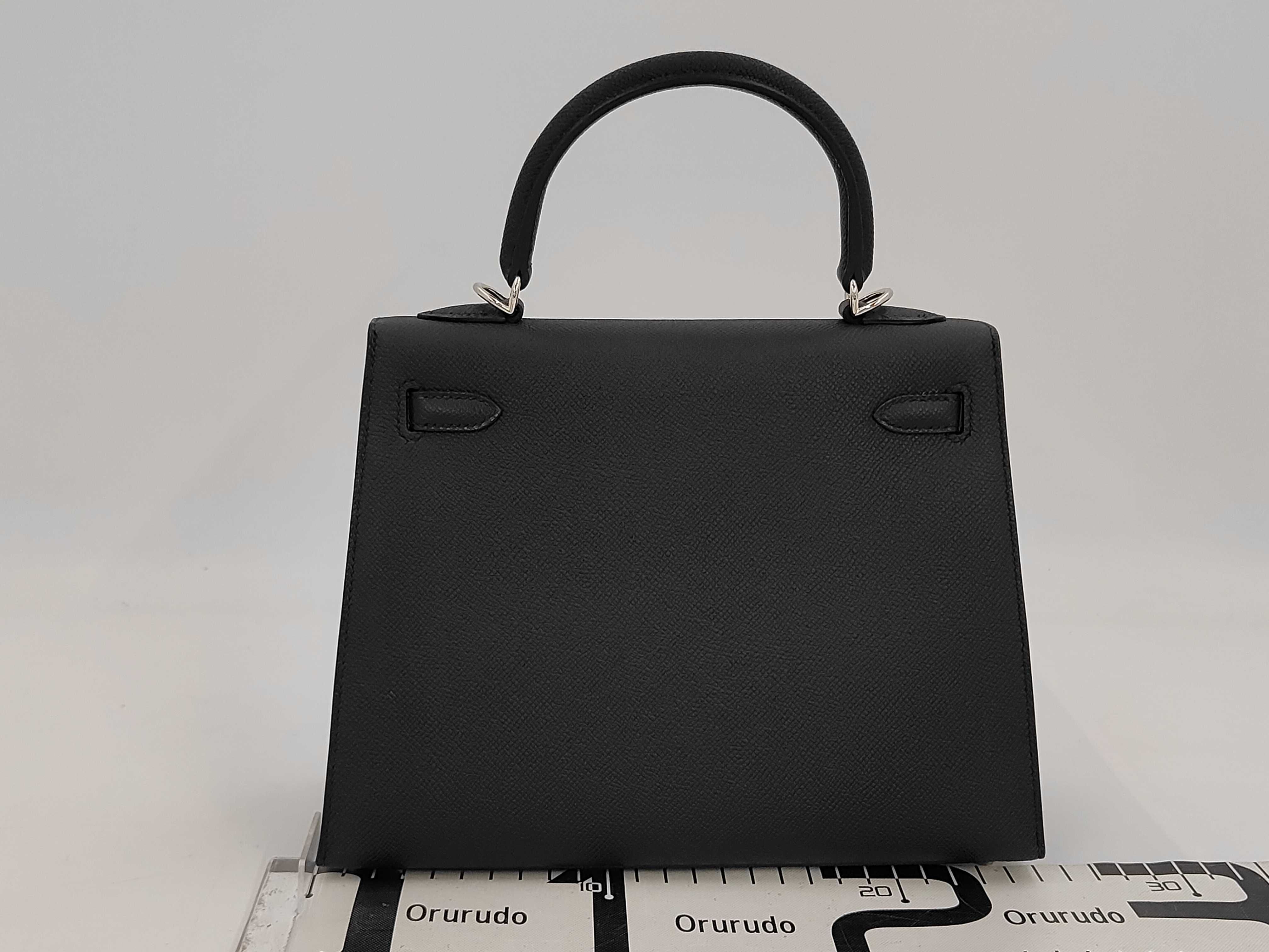 Kelly 25 Black Epsom Leather Handbag with Silver Hardware (K Stamp) — view 2