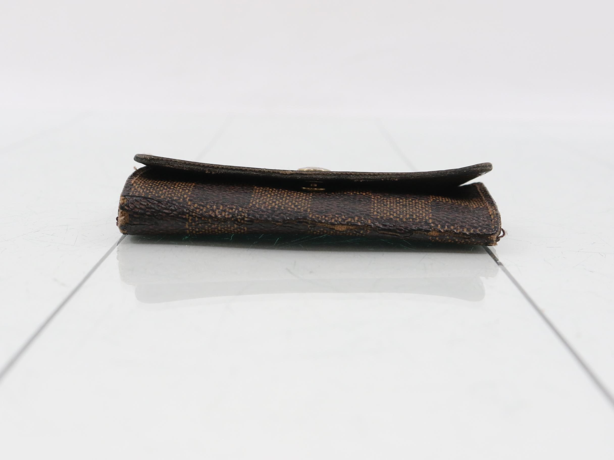 Multicles 6 — view 3