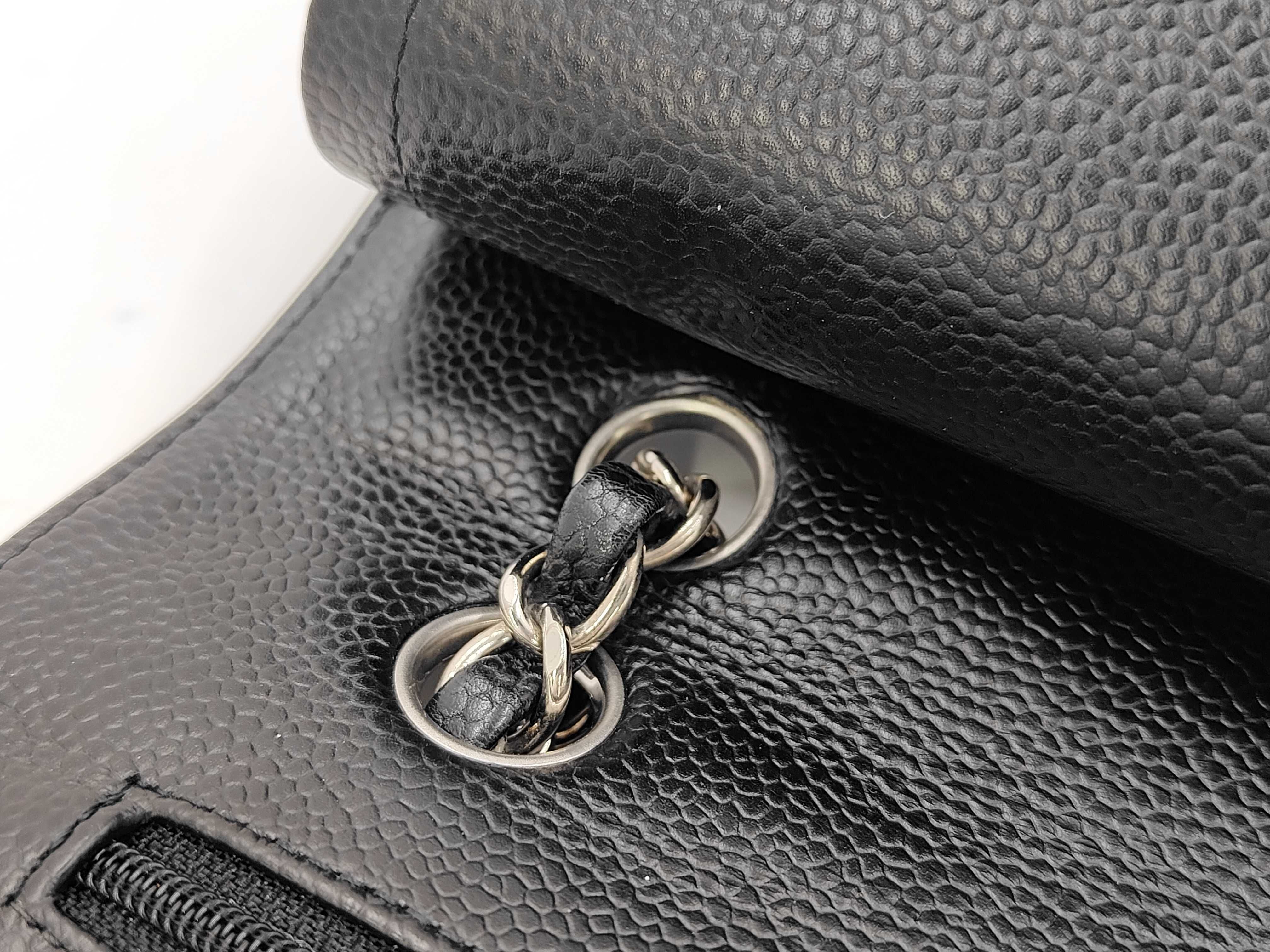 Matelassé 25 Double Flap Chain Shoulder Bag, Caviar Leather, Black Shoulder Bag — view 5