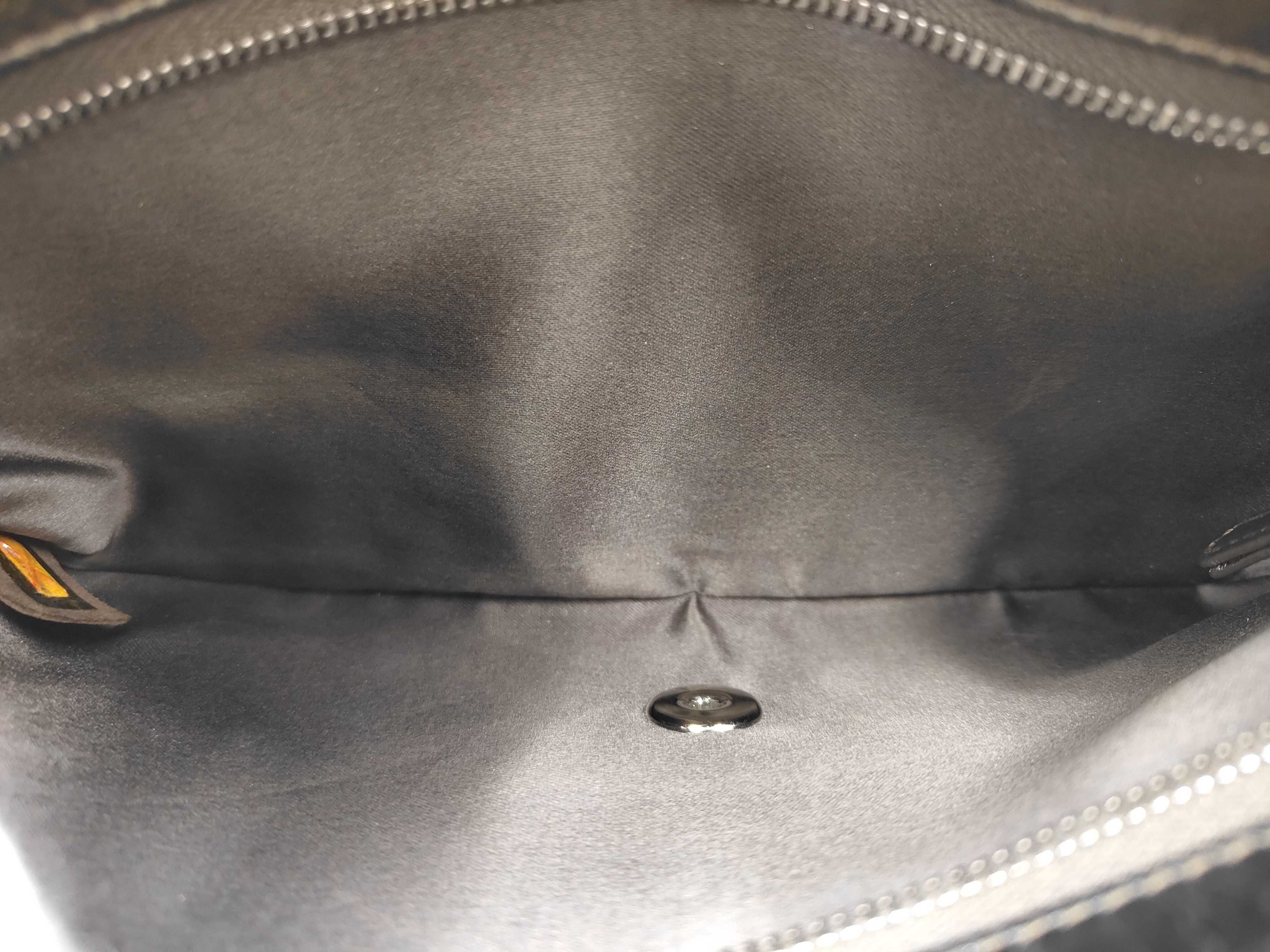 Matelassé Chain Shoulder Bag, Calfskin, Gold — view 14
