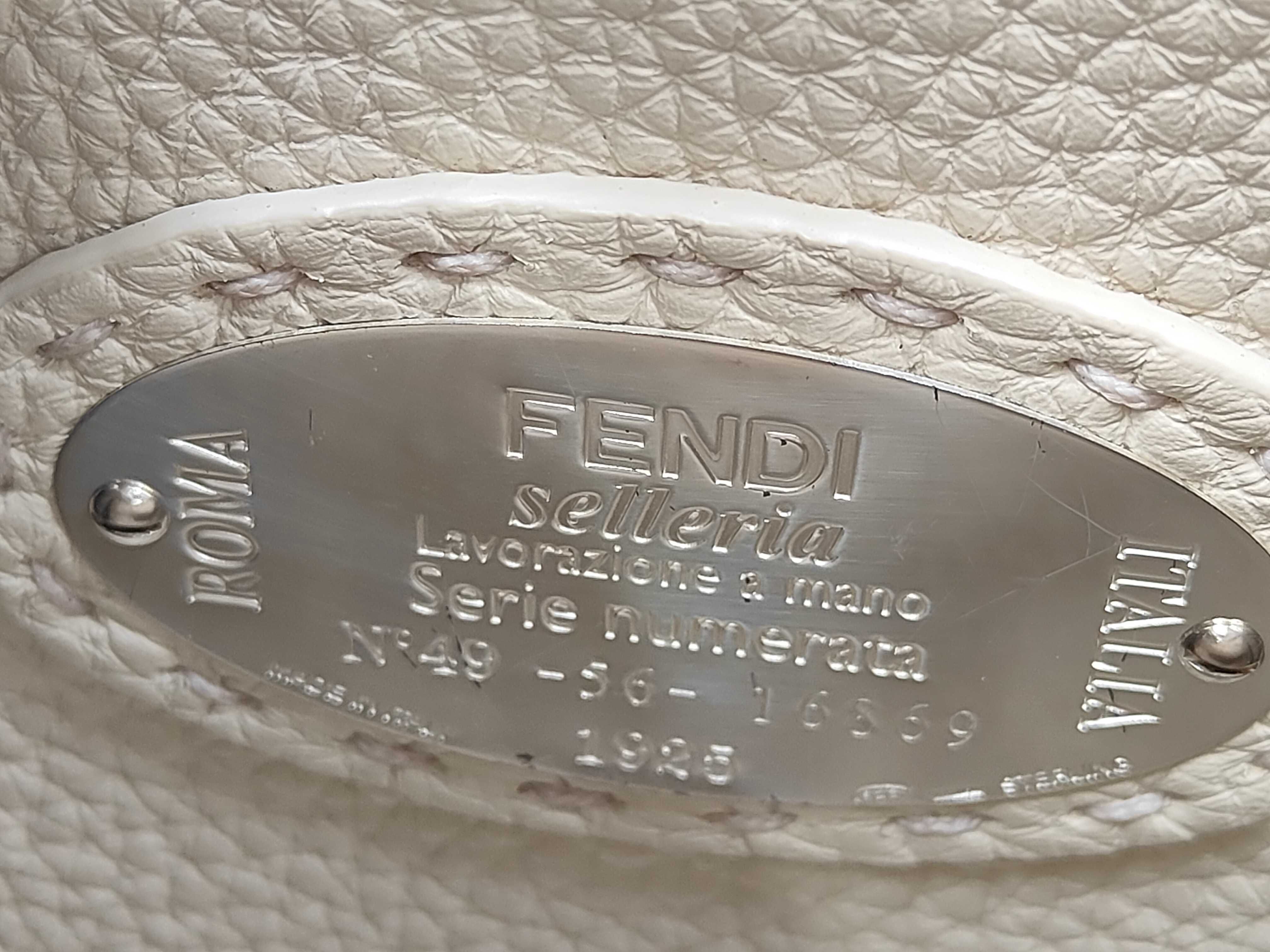 Peekaboo IseeU Selleria Small 8BN327 Greige Handbag — view 13