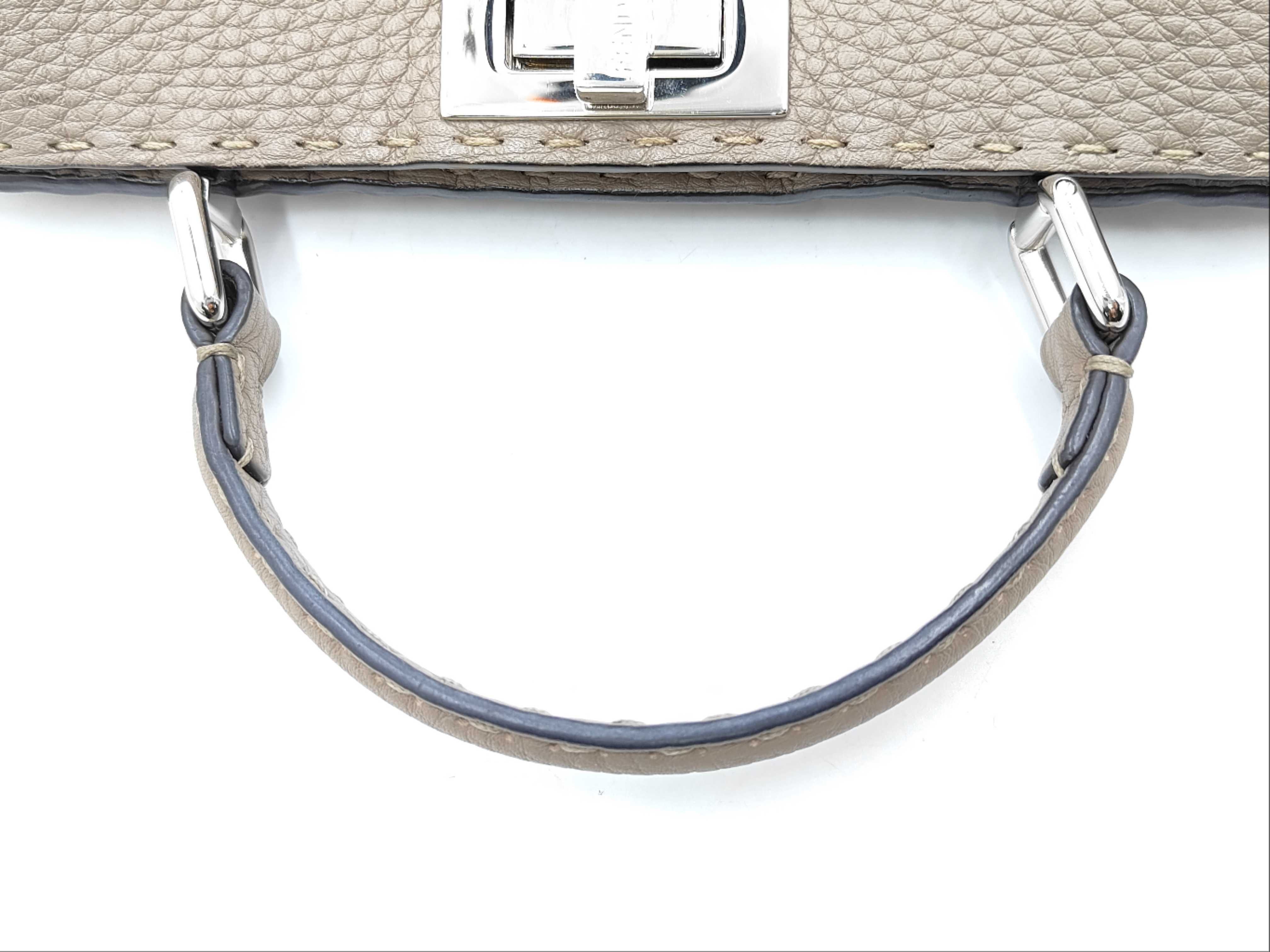 Peekaboo IseeU Selleria Small 8BN327 Greige Handbag — view 3