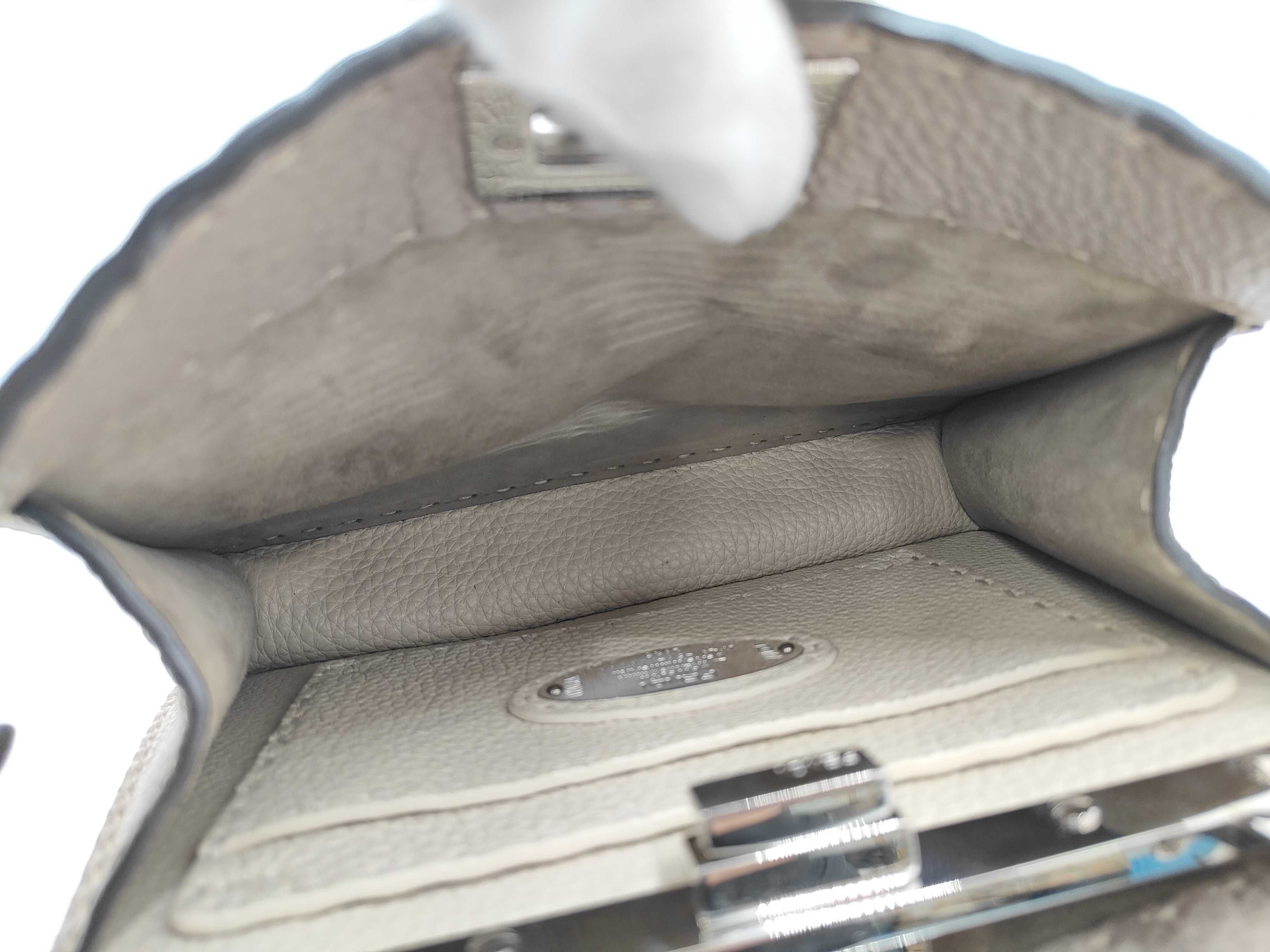 Peekaboo IseeU Selleria Small 8BN327 Greige Handbag — view 10