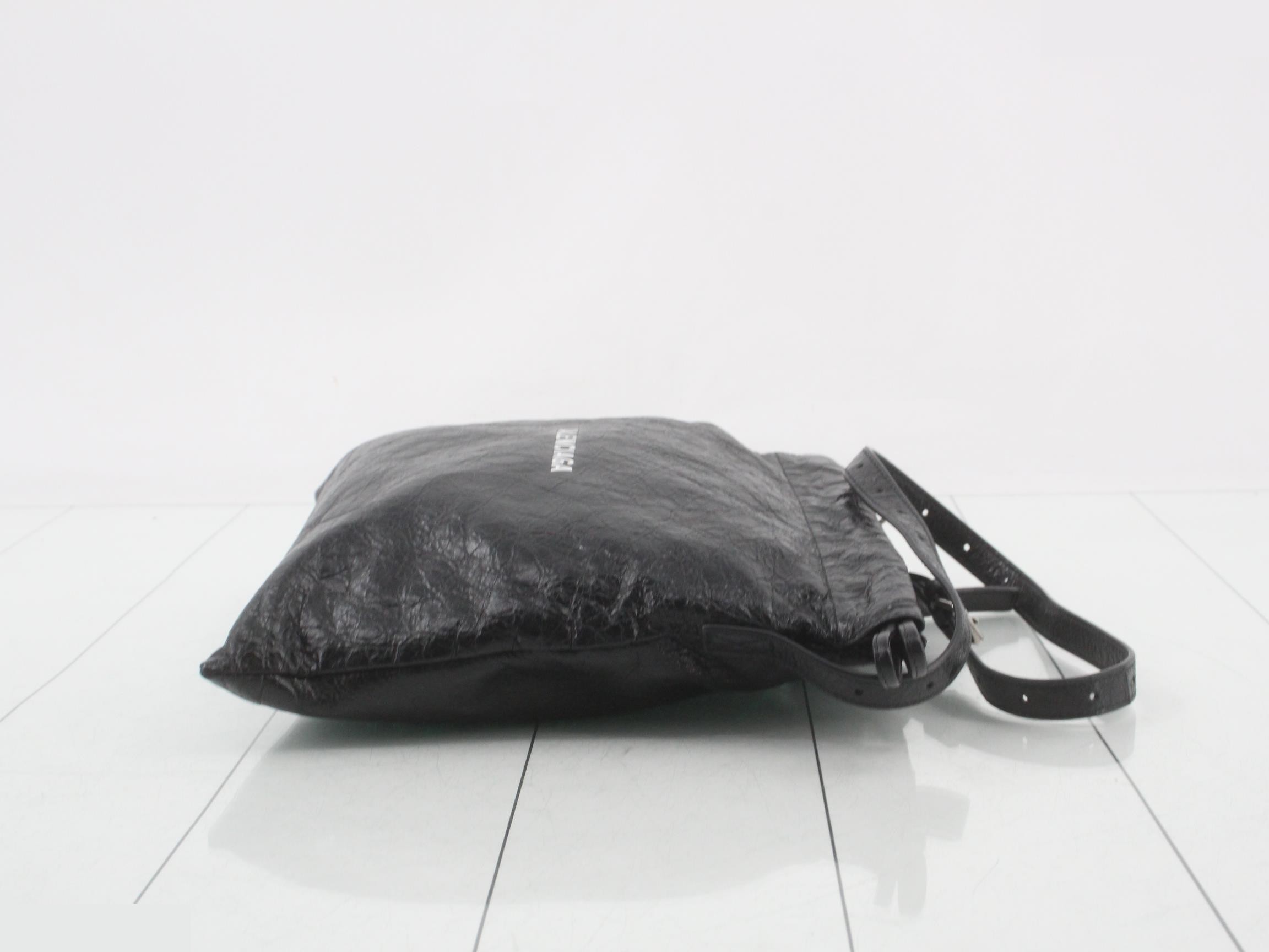 Unused dust bag — view 3