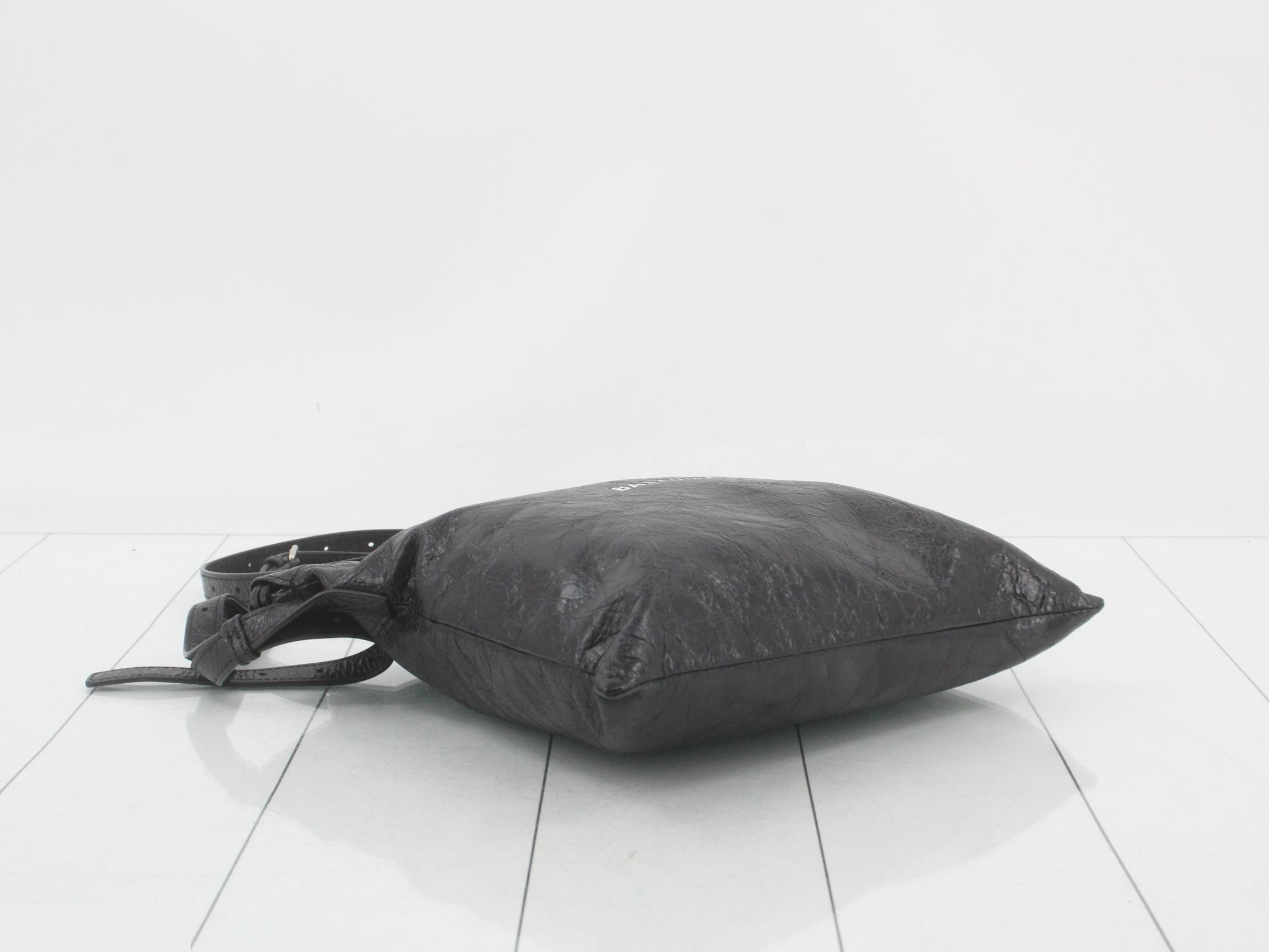 Unused dust bag — view 5