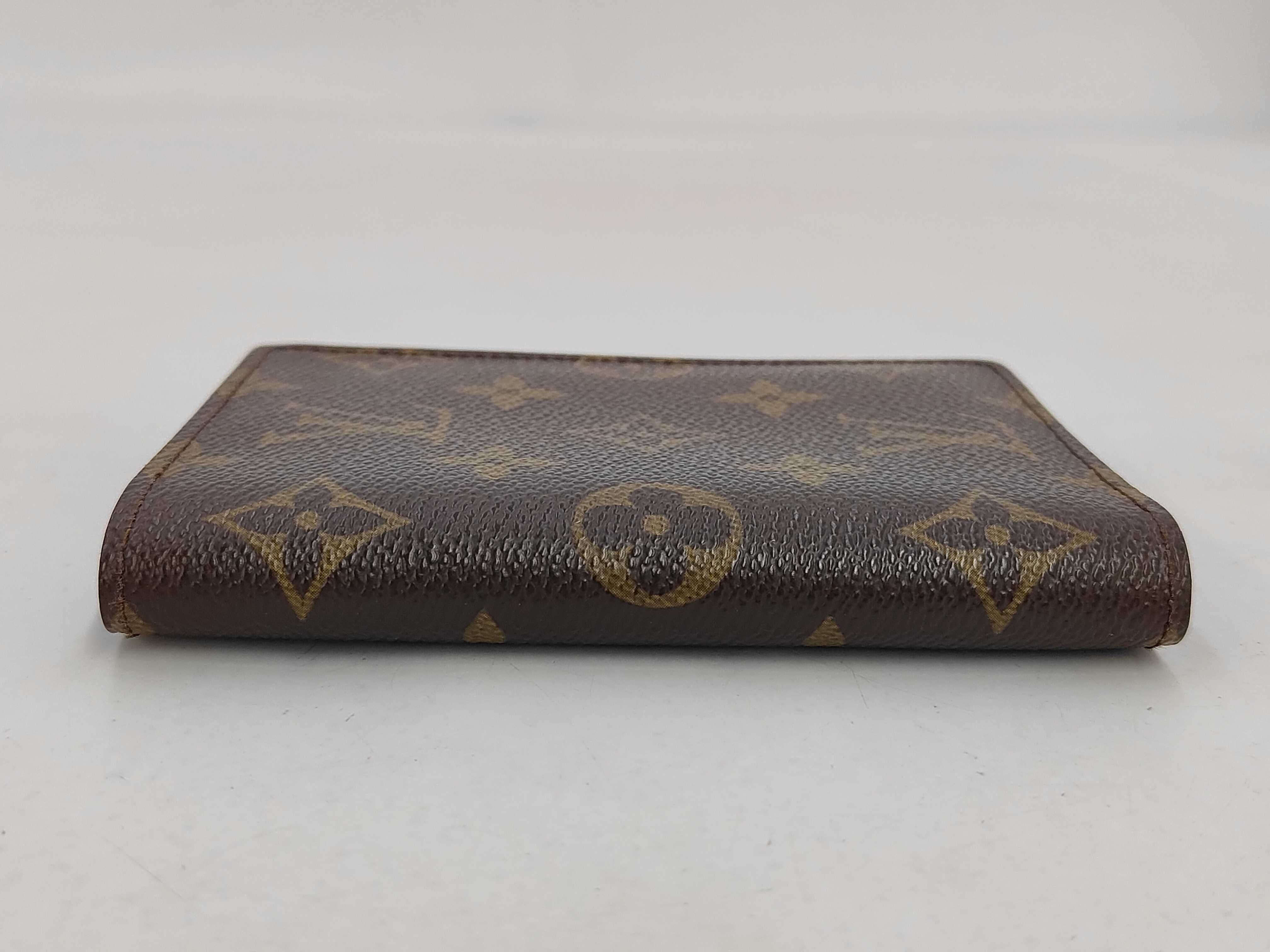 wallet — view 5