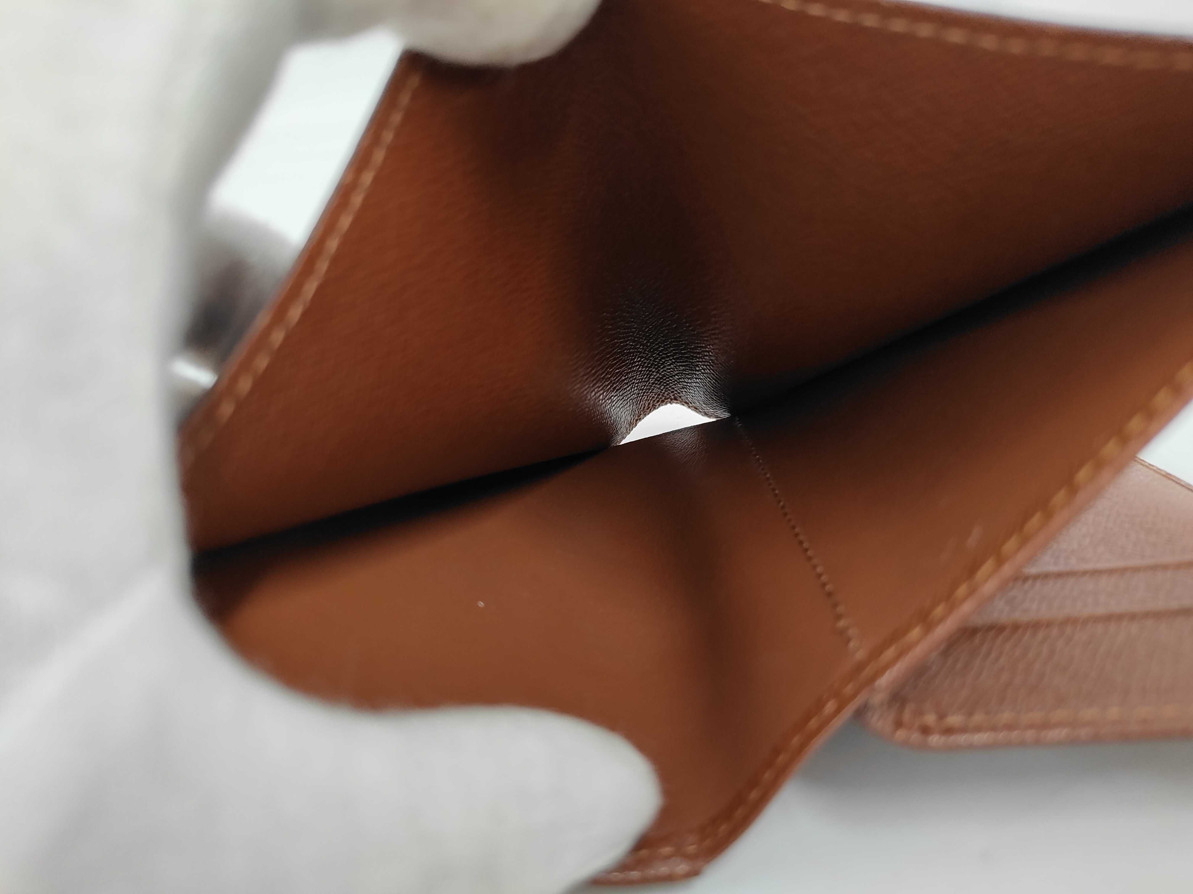 wallet — view 9