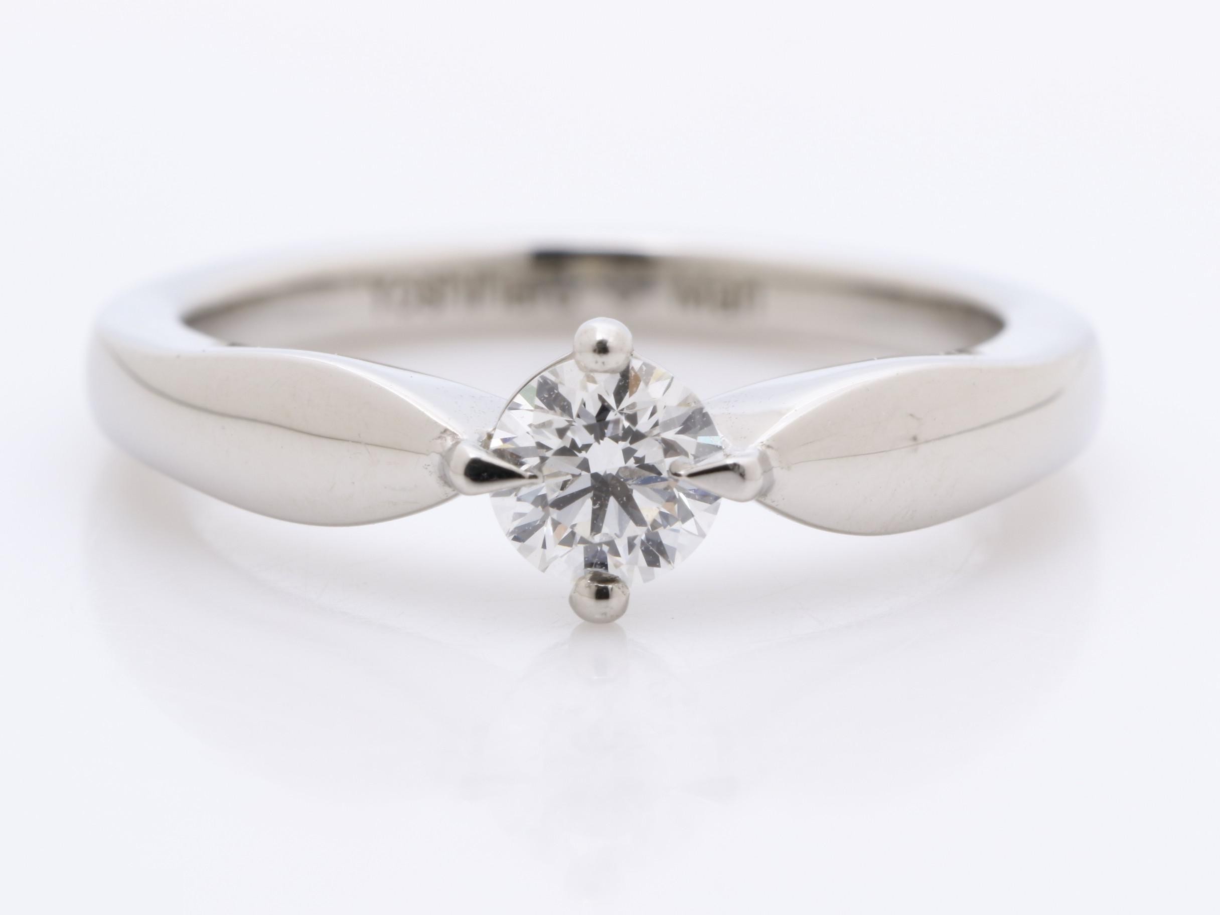 PT950 Bulgari diamond ring, 4.7g, size #7 — view 2