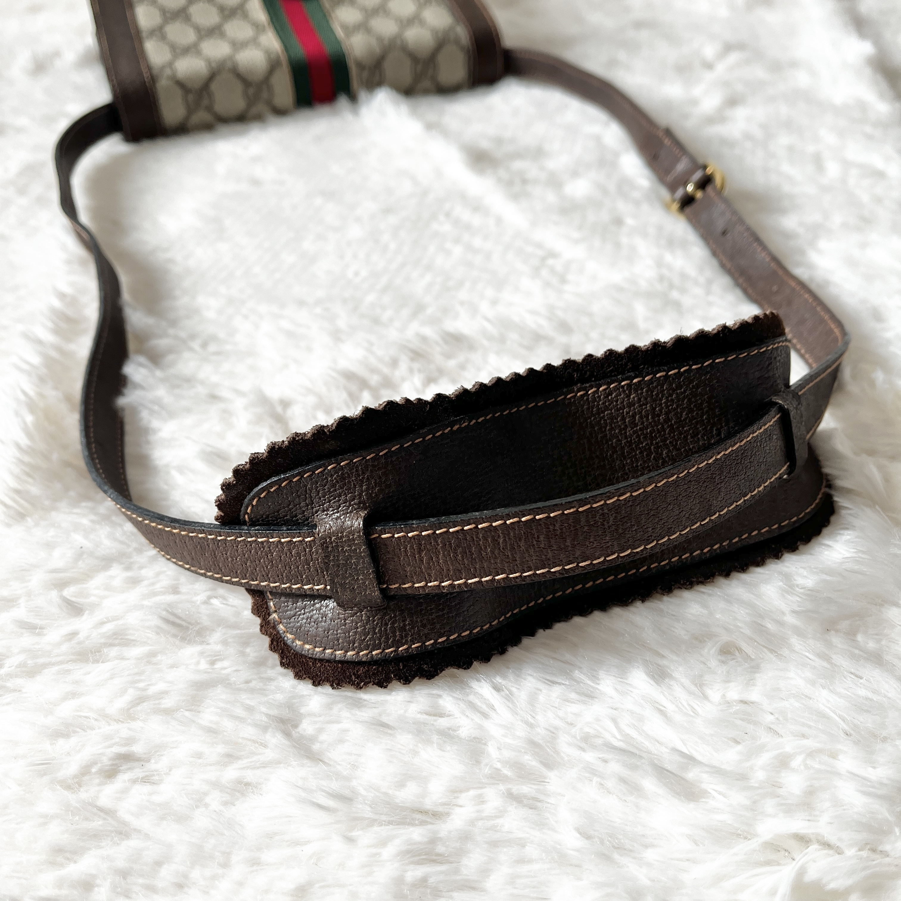 shoulder bag — view 11