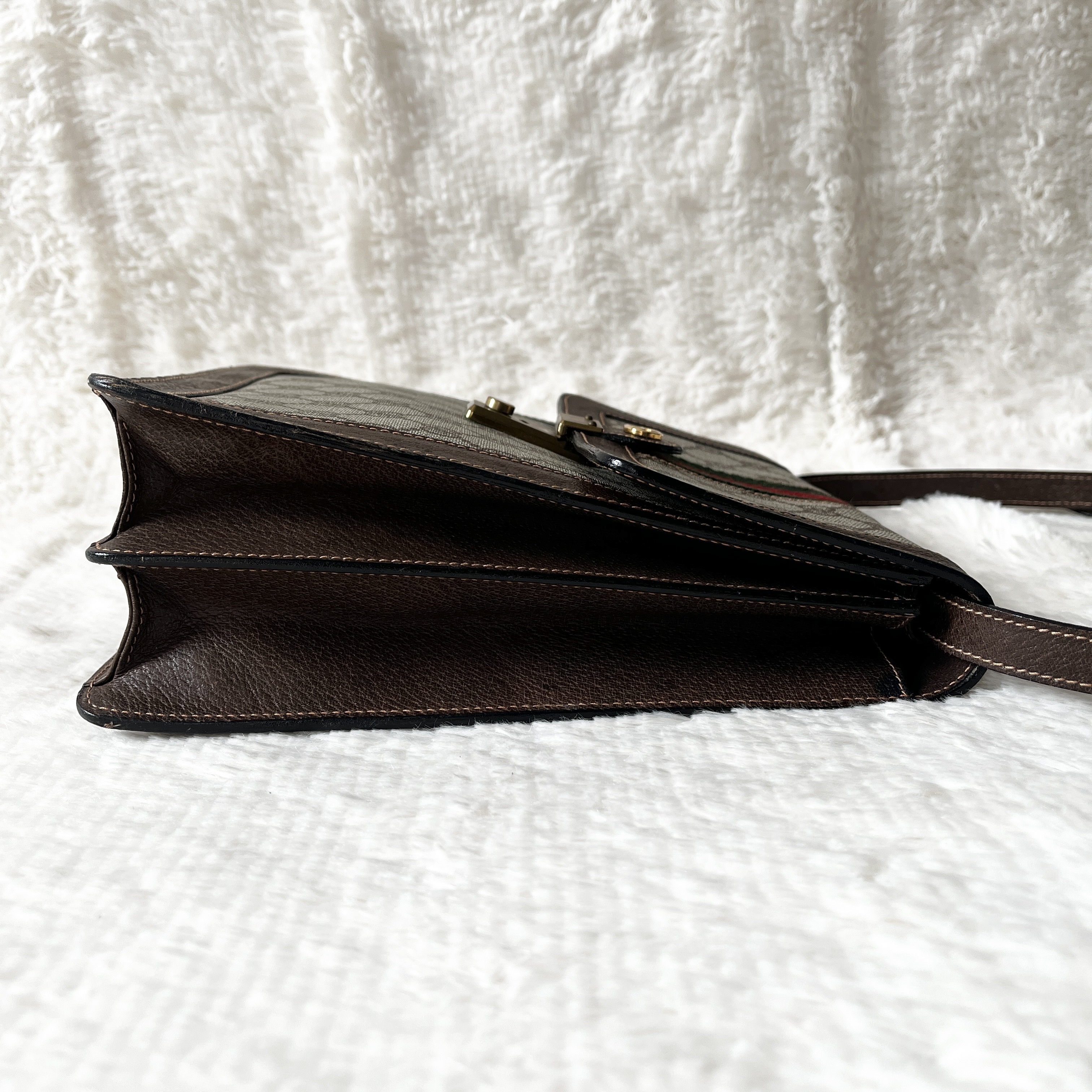 shoulder bag — view 4